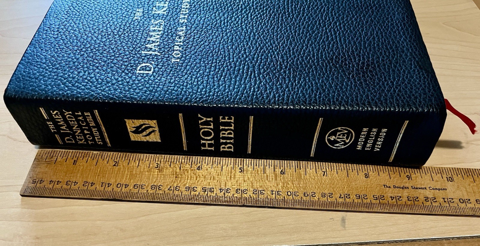 The D James Kennedy Topical Study Bible Modern English Version Softcover Book