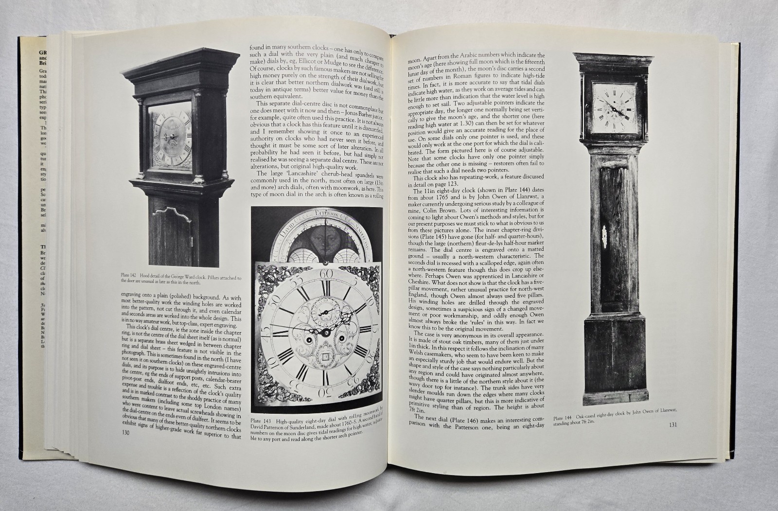 Grandfather Clocks and their cases by Brian Loomes (1985) Hardcover