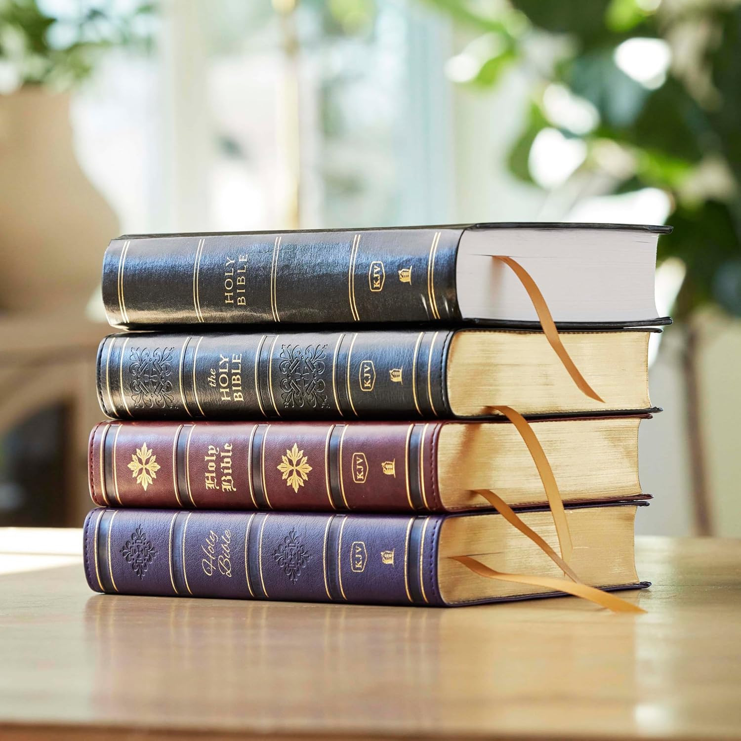 KJV Holy Bible: Personal Size Giant Print, Hardcover, Red Letter, Comfort…