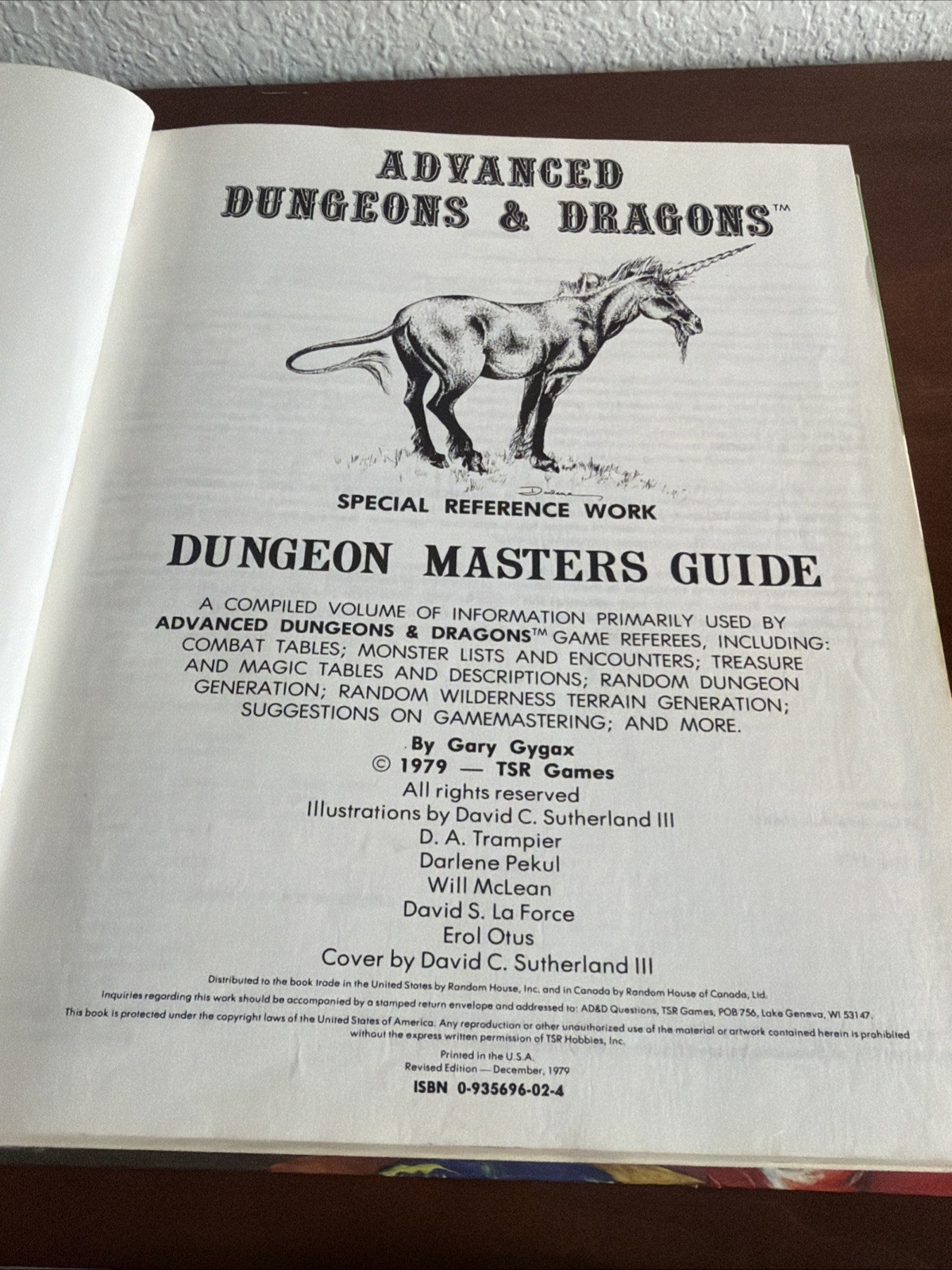 AD&D Dungeon Master’s Guide, 1st Ed, 6th “Gamma” Printing w/ Wizard Logo