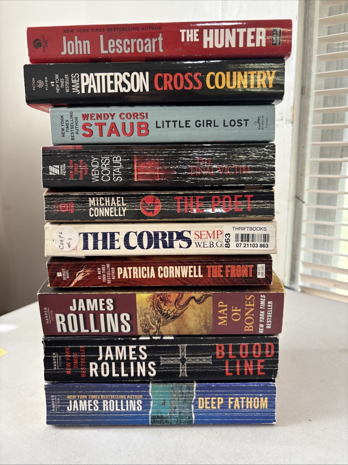 Lot of 10 – Mystery and Thrillers – Mixed Authors – FREE SHIPPING