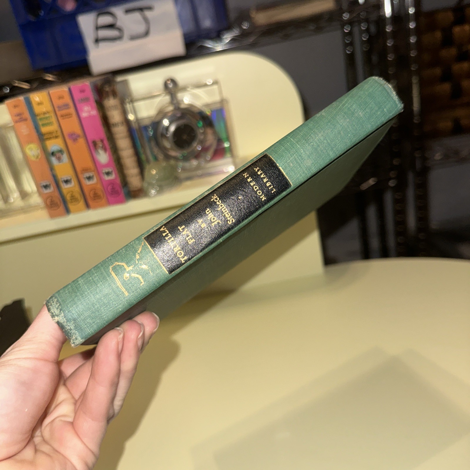 VINTAGE JOHN STEINBECK TORTILLA FLAT MODERN LIBRARY COLLECTIBLE DECOR BOOK S2