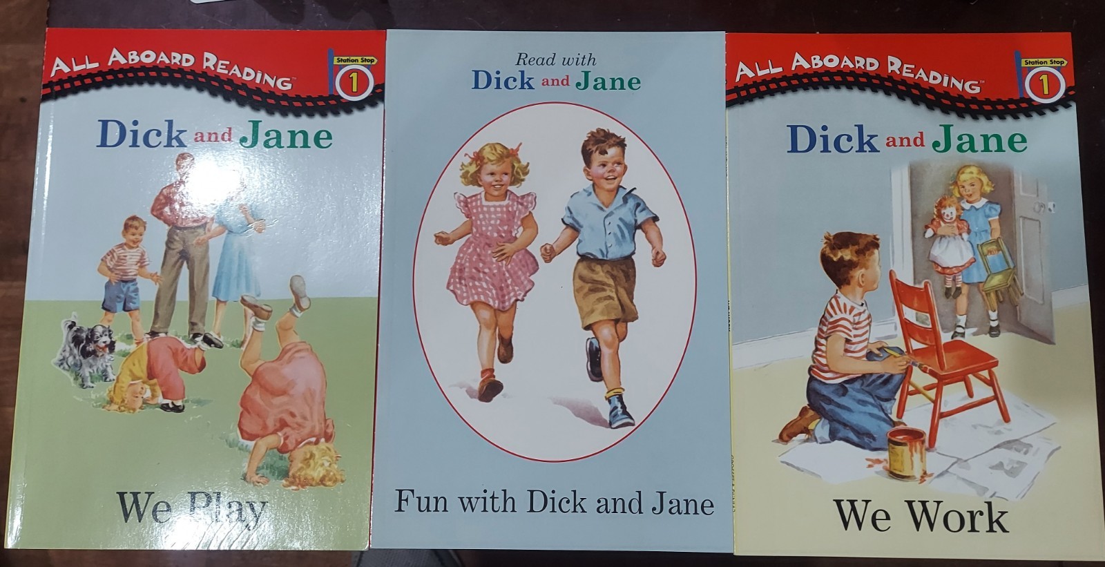 Classic Dick and Jane On The Go! 6 Classic Storybooks Inside Case Set Lot