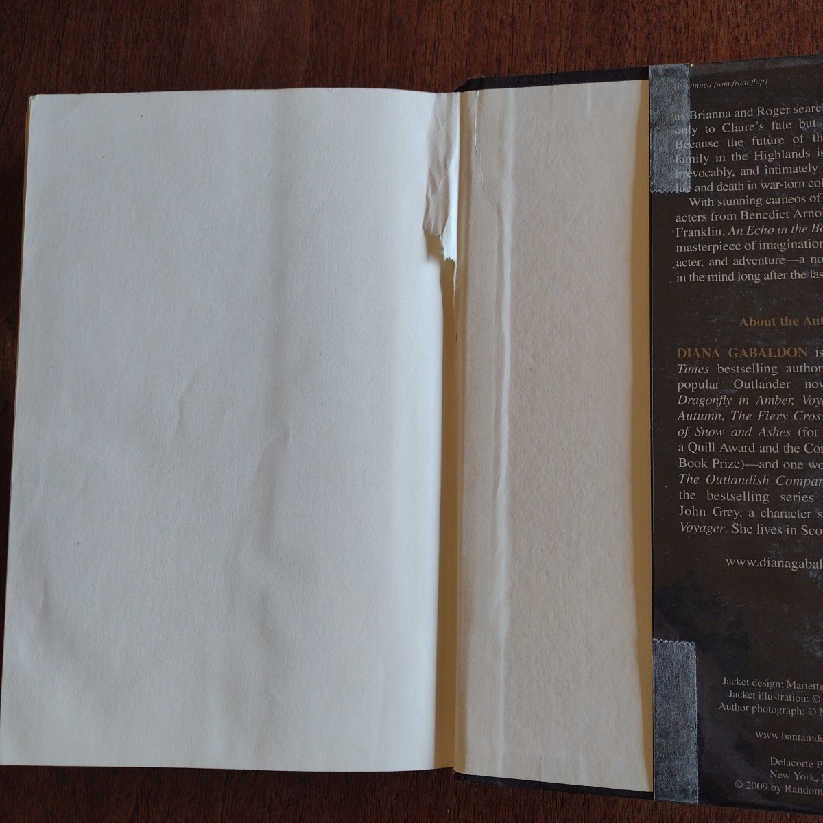 Diana Gabaldon Hardcover Lot 3 Voyager – Drums Of Autumn – An Echo In The Bone