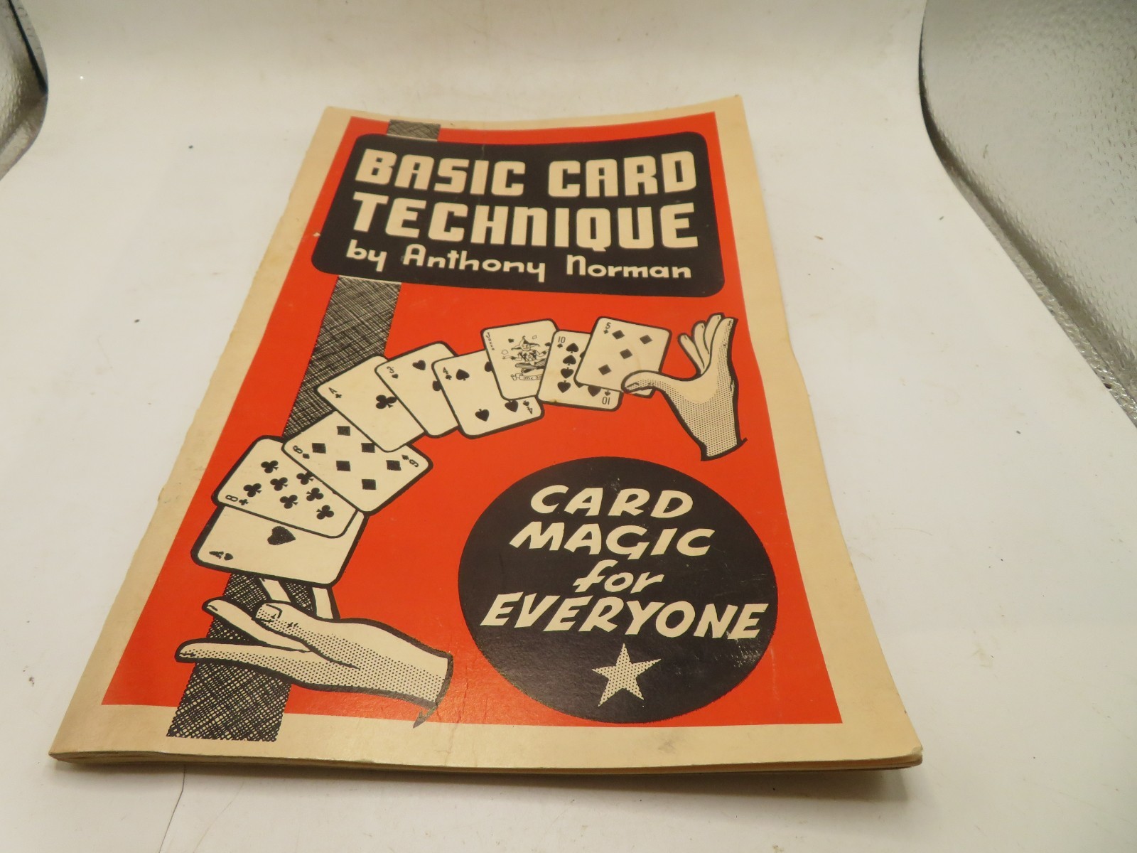 BASIC CARD TECHNIQUE card magic for everyone anthony norman 75 pages