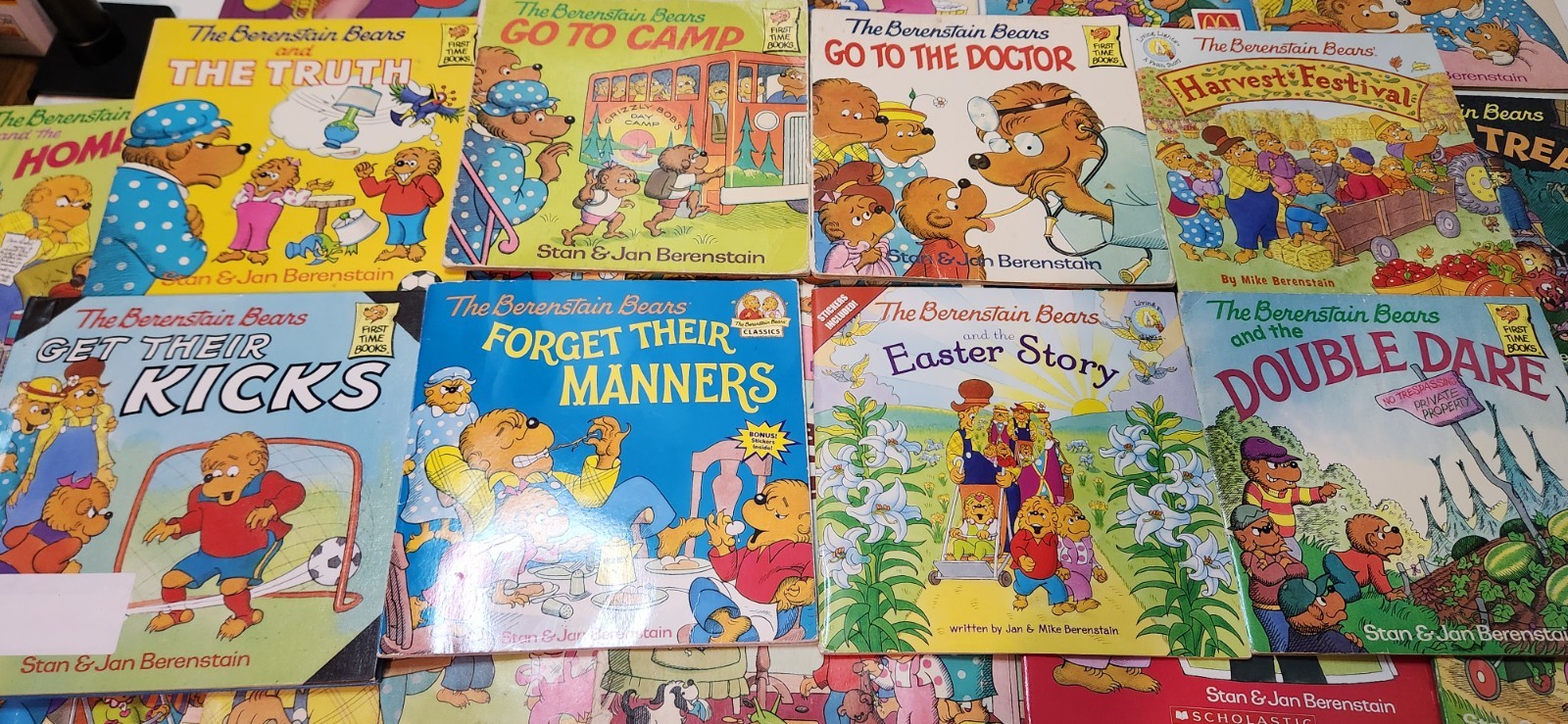 Vintage Berenstain Bears Books By Stan & Jan Bernstein Lot Of 23 Preowned Good
