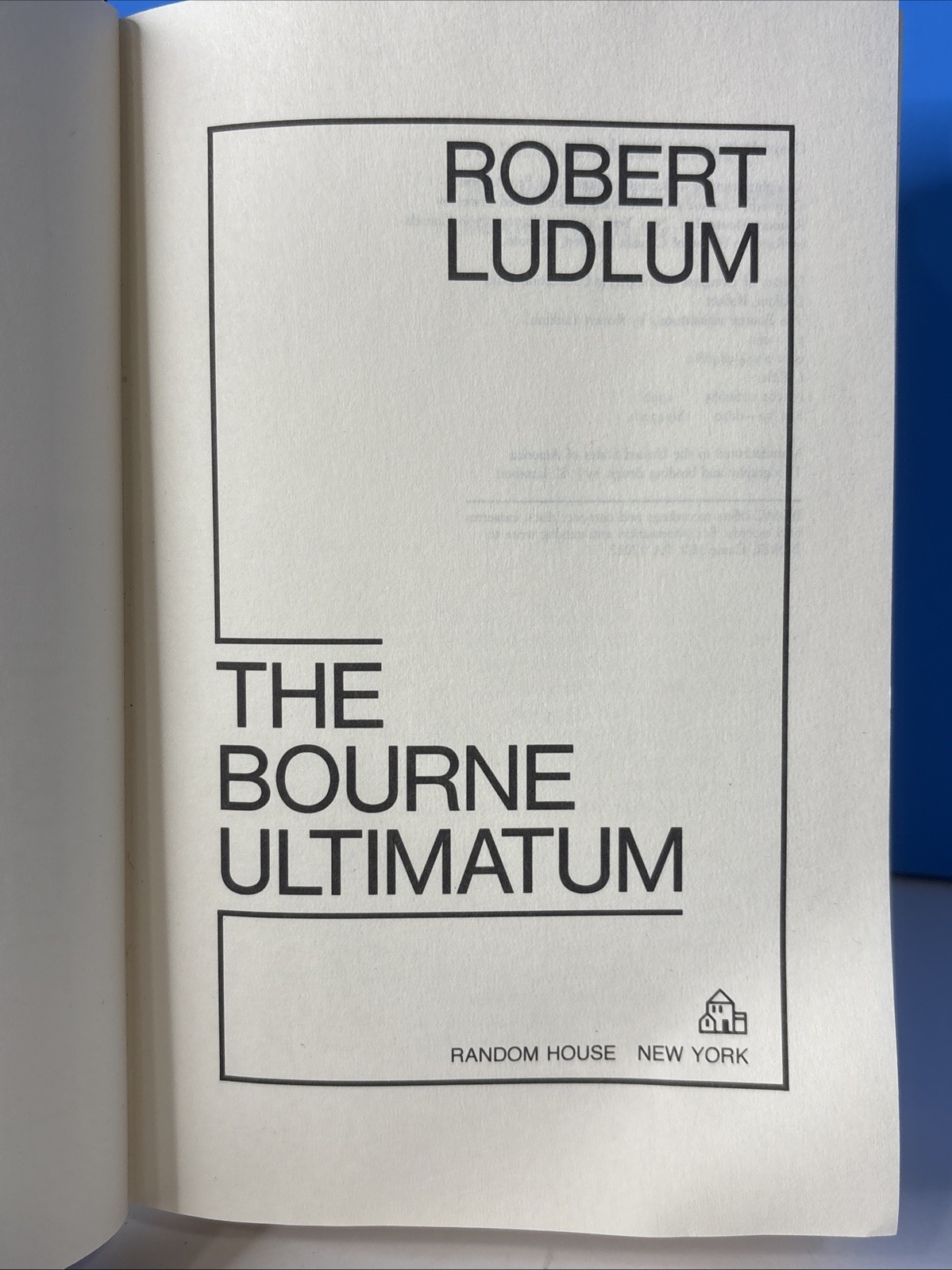 The Bourne Ultimatum – Robert Ludlum (1990, 1st Edition, Hardcover) Random House