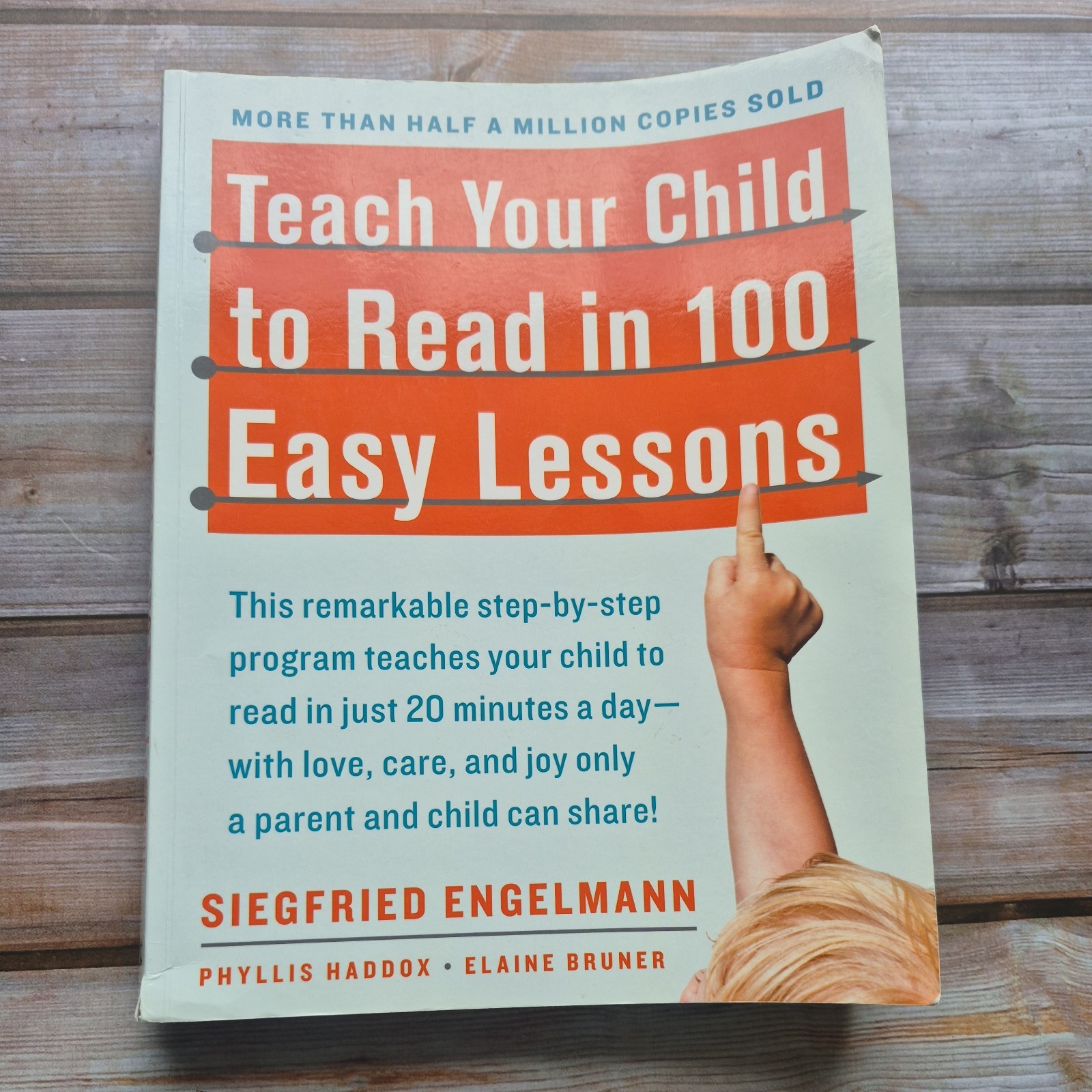 Teach Your Child to Read in 100 Easy Lessons: Revised and Updated Second Edition