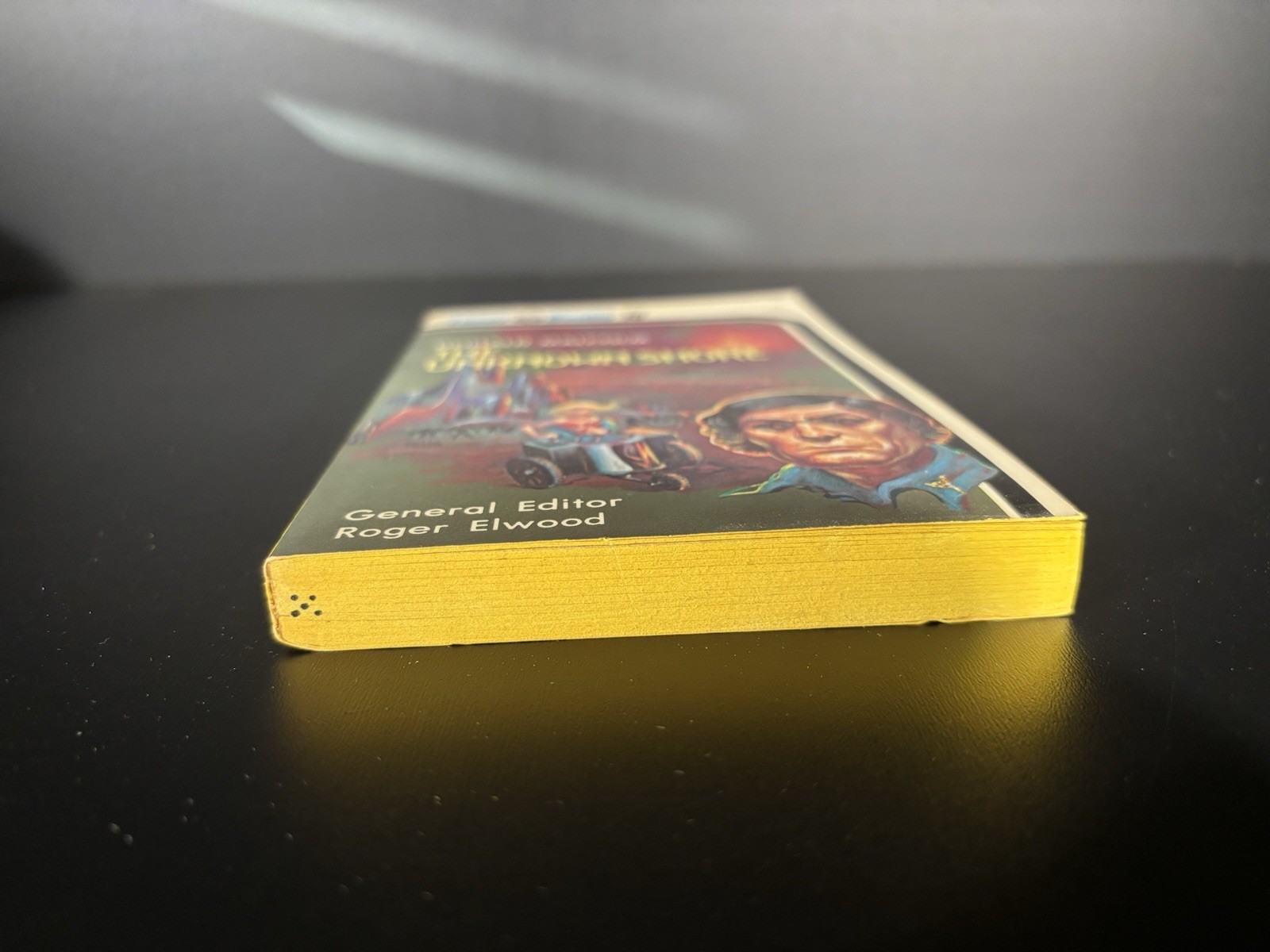 The Unknown Shore by Donald Malcolm Paperback 1976 Laser Books #19