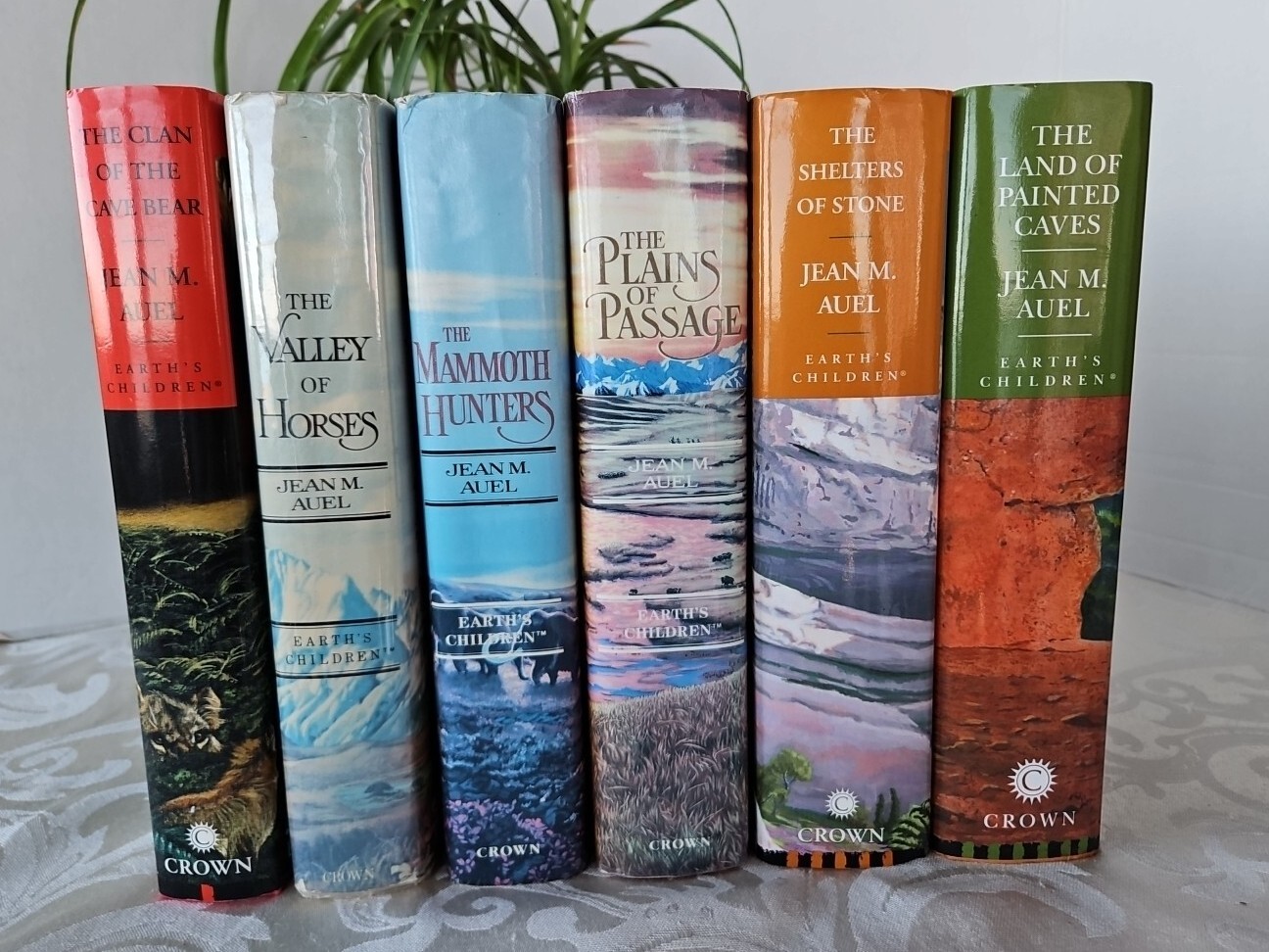 Lot 6~Earth’s Children Series~The Clan of the Cave Bear~Jean Auel ~Full Size Har