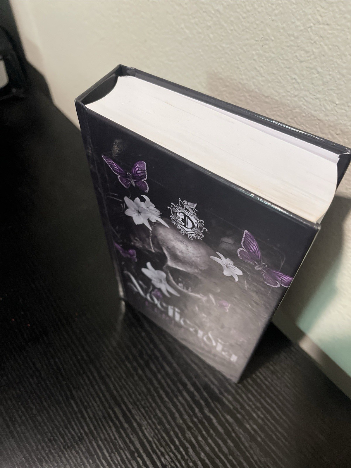 Nocticadia Hardback by Keri Lake