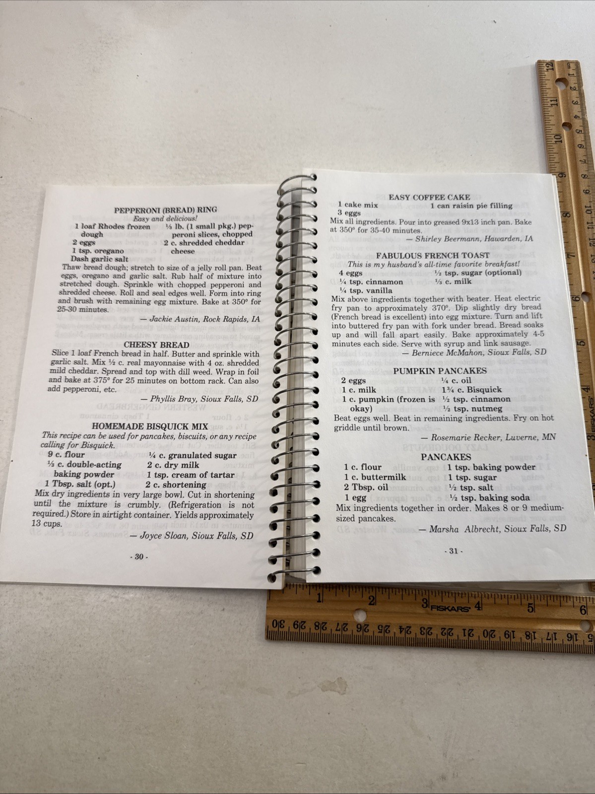 Sioux Falls South Dakota SD Cookbook Vintage 1980s KELO Radio Station Midwestern