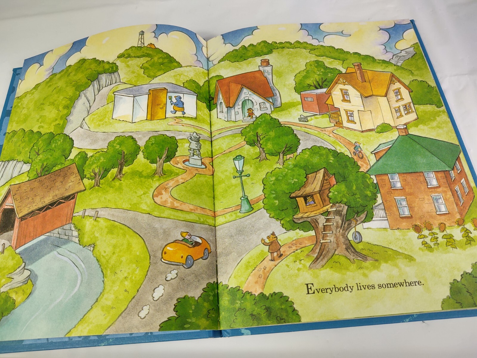 Vintage 1993 There’s No Place Like Home Book Sesame Street Book Club Golden CTW