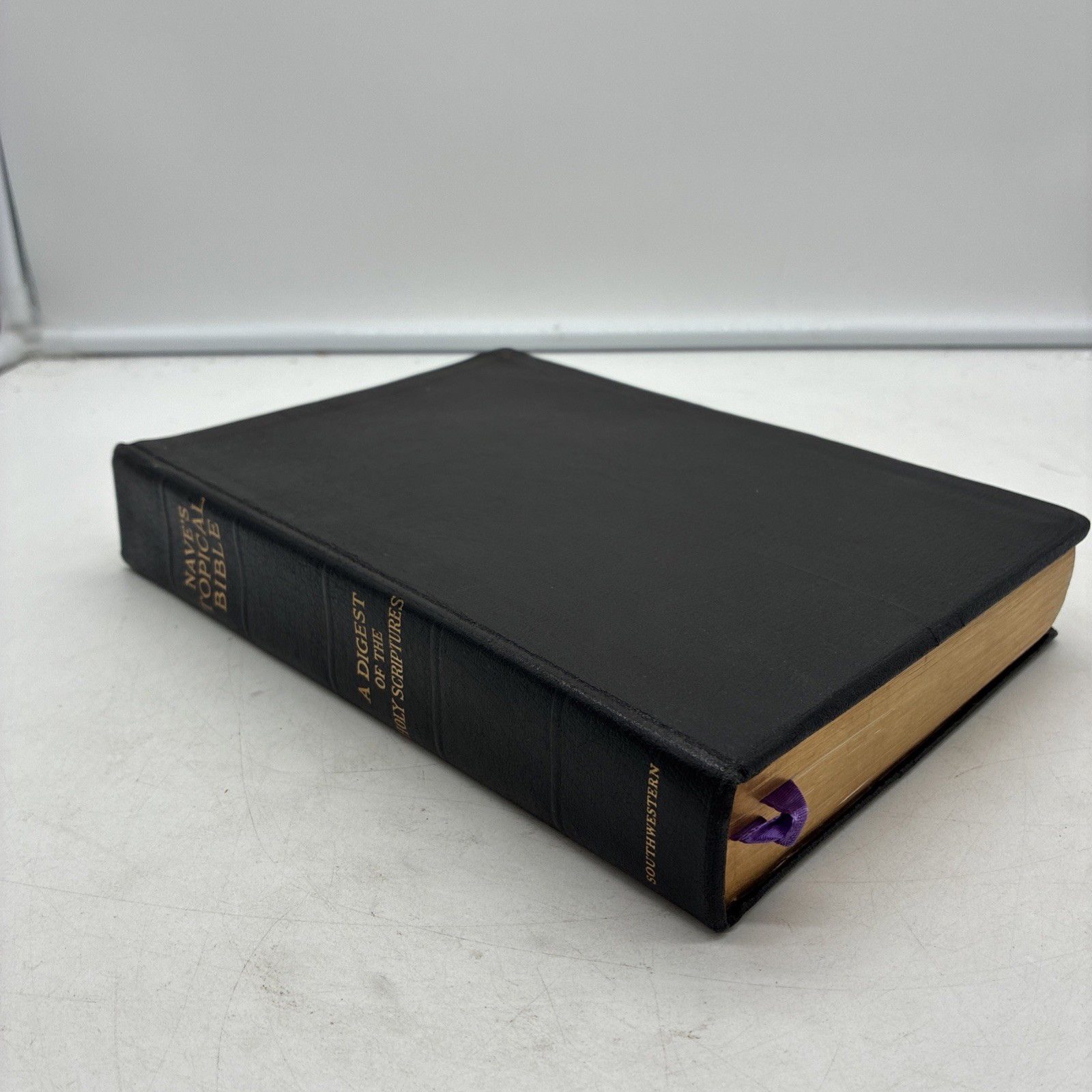 Nave’s Topical Bible 1962, Southwestern, Indexed, Leather Very Good Condition