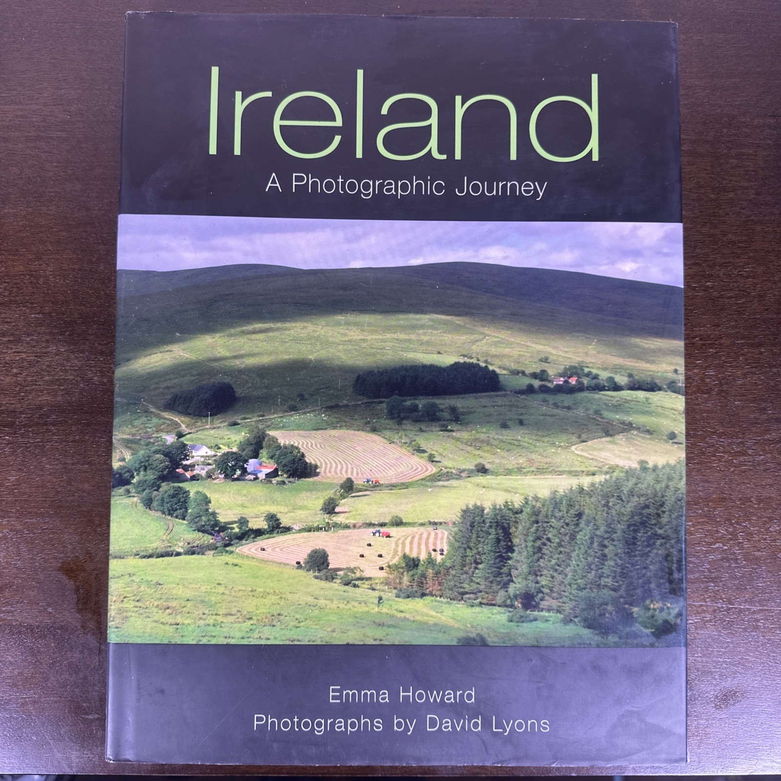 Ireland A Photographic Journey By Emma Howard & David Lyons Hardcover Book