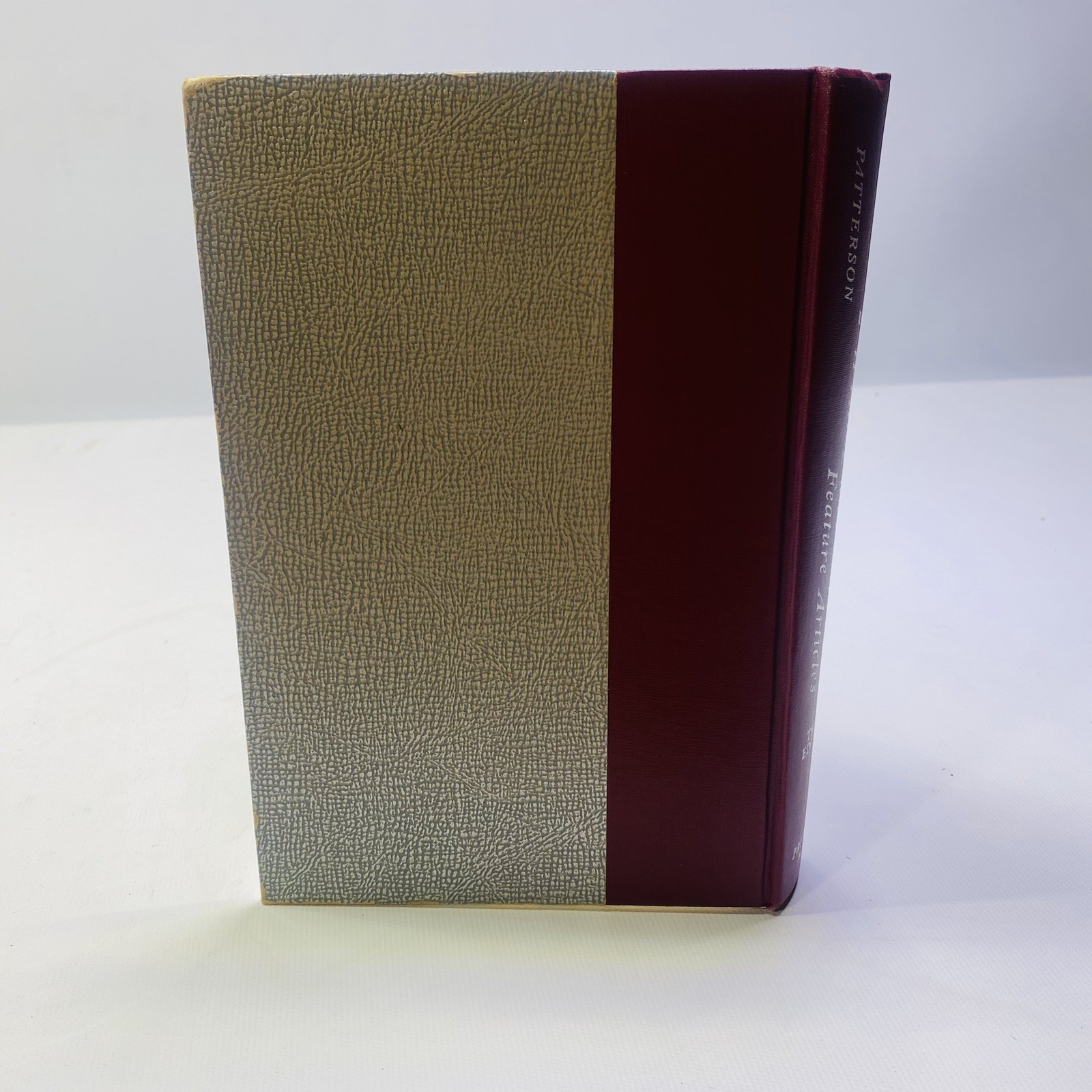 Writing & Selling Feature Articles Helen Patterson 1956 Vtg HC Journalism