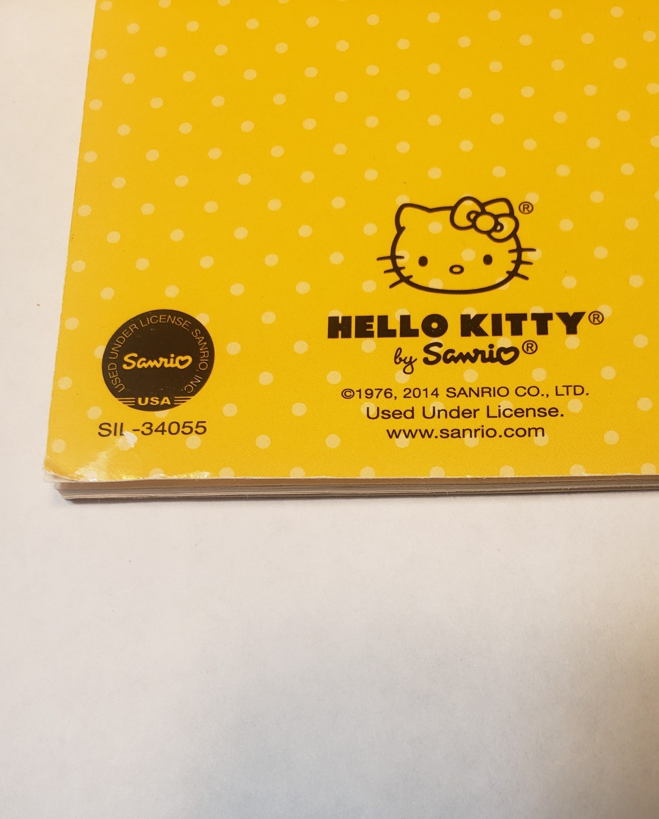 UNUSED! Hello Kitty Coloring Activity Book & Stickers by Sanrio Bendon Publisher