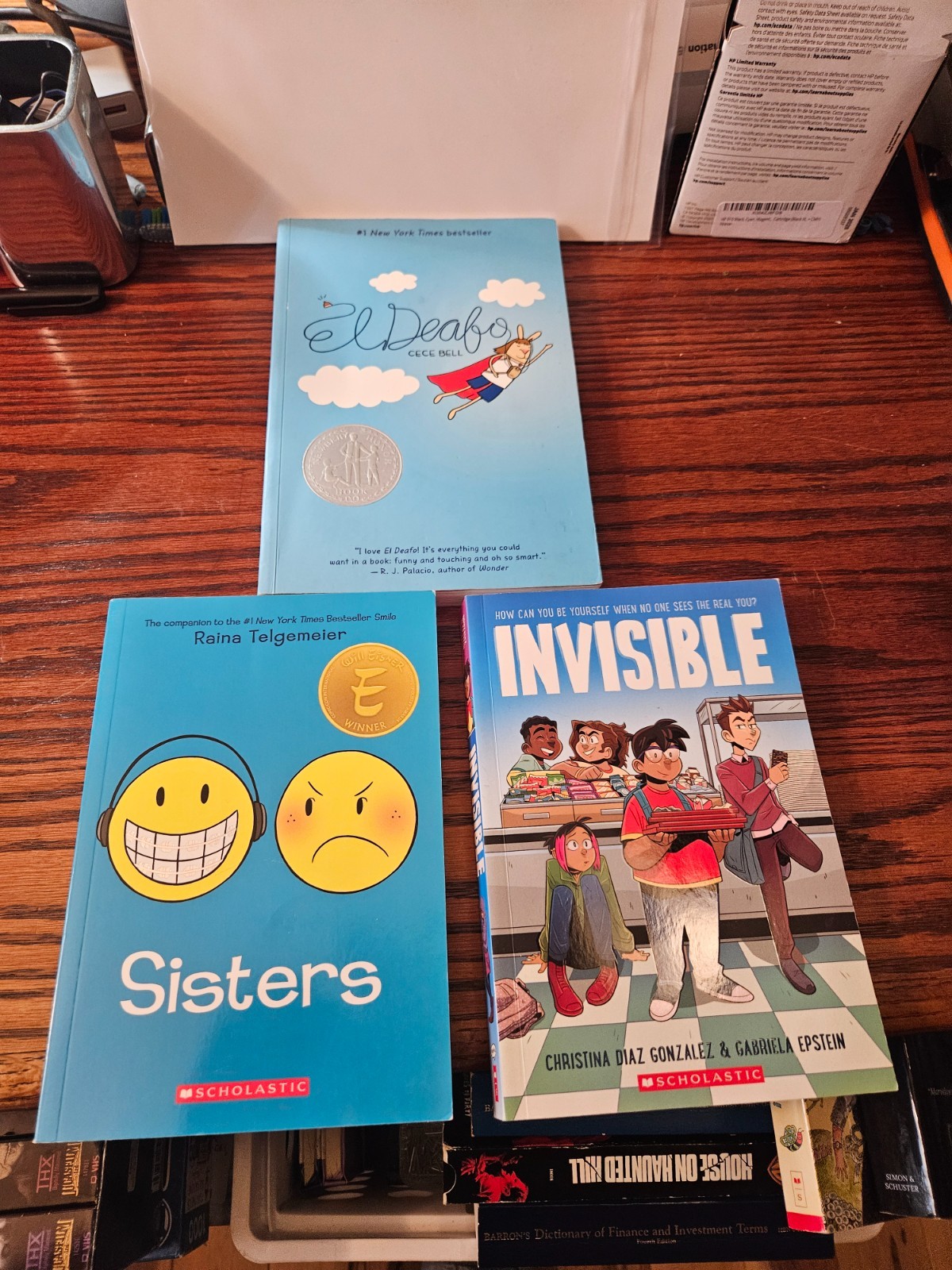 Invisible, Sisters, El Deafo Mixed Lot of 3 Graphic Novel