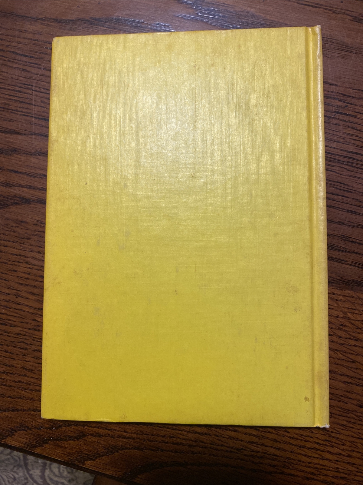 THE HAPPY BIRTHDAY PRESENT Joan Heilbroner, Mary Chalmers HC 1962