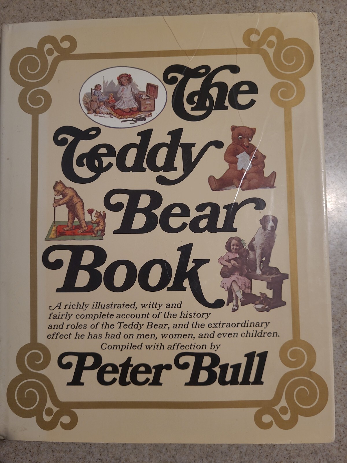 The Teddy Bear Book, Peter Bull, Ltdd. #9199, Hardcover/ Slip Case Very Good