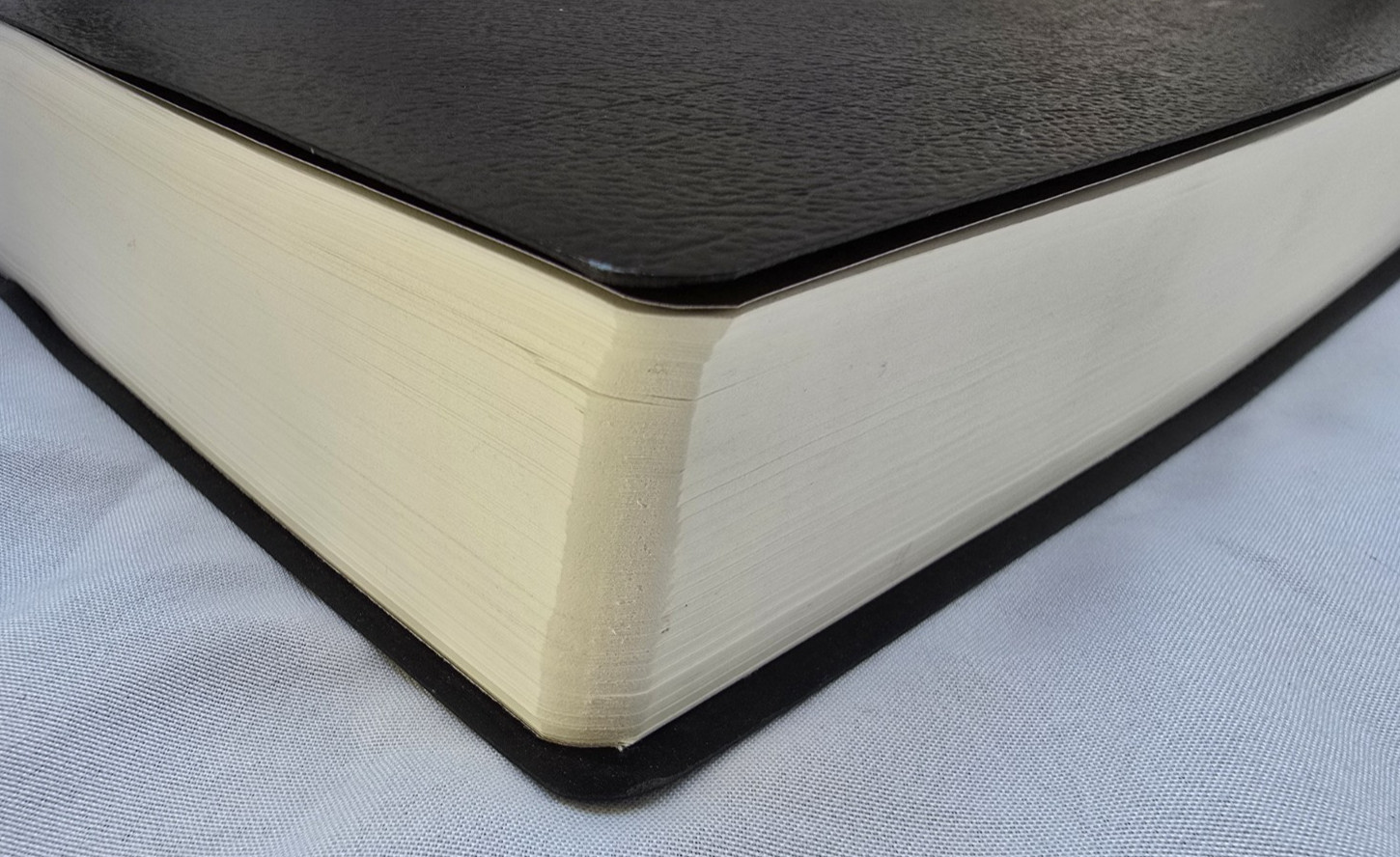 King James Version Reference Edition Black Bonded Leather Holy Bible 9×5.5 2022