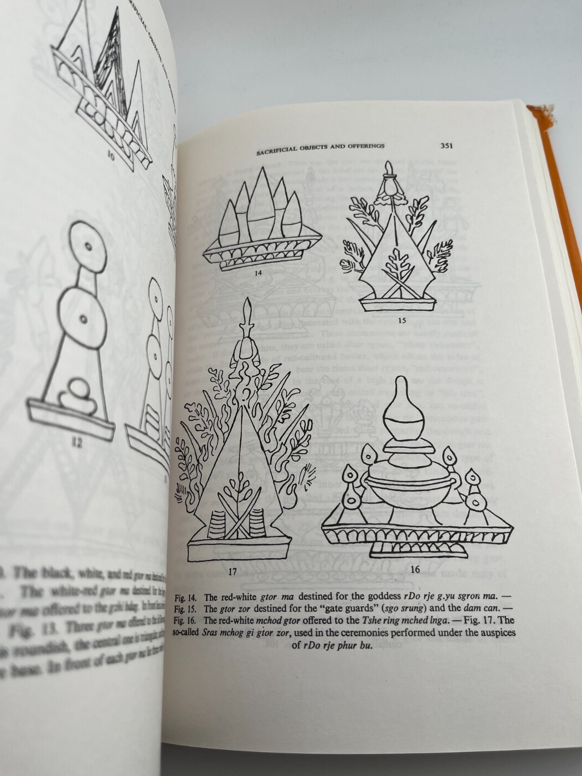 Oracles and Demons of Tibet: The Cult and Iconography of the Tibeatn Protective