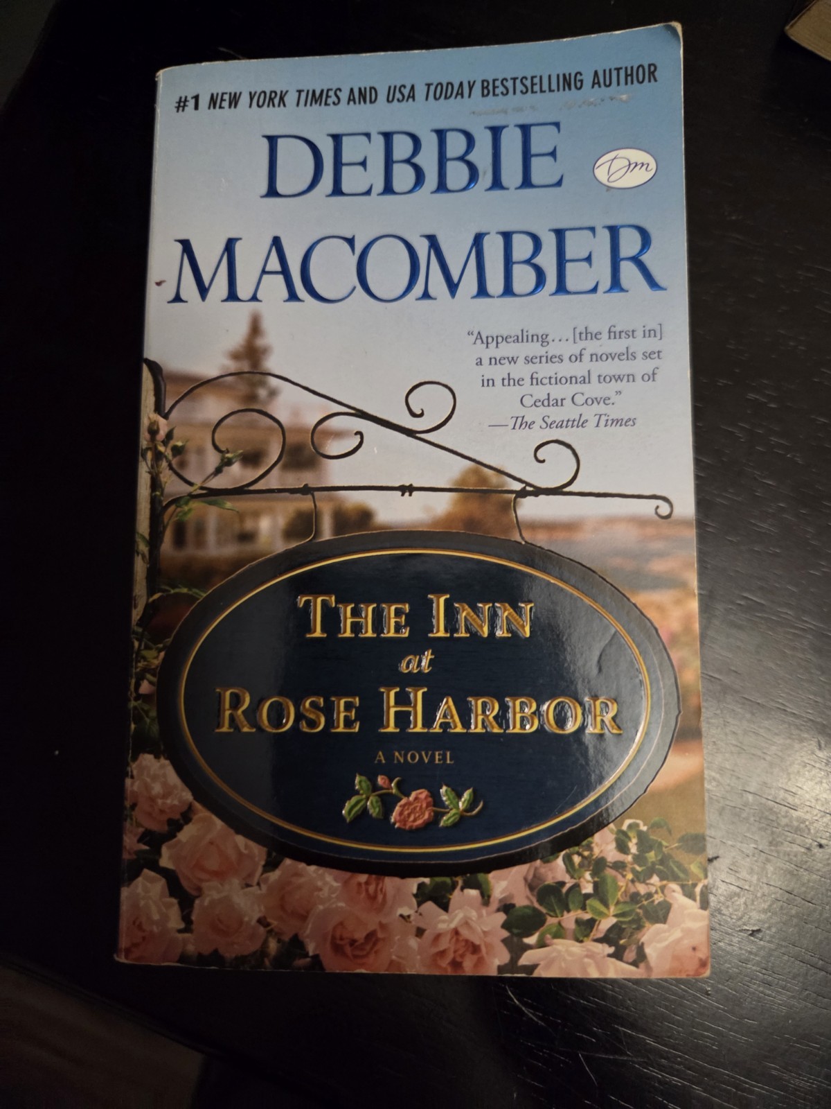 Debbie Macomber Lot 0f 10 Books And 13 Stories 3 Are 2-in-1 PB 5 Xmas Stories