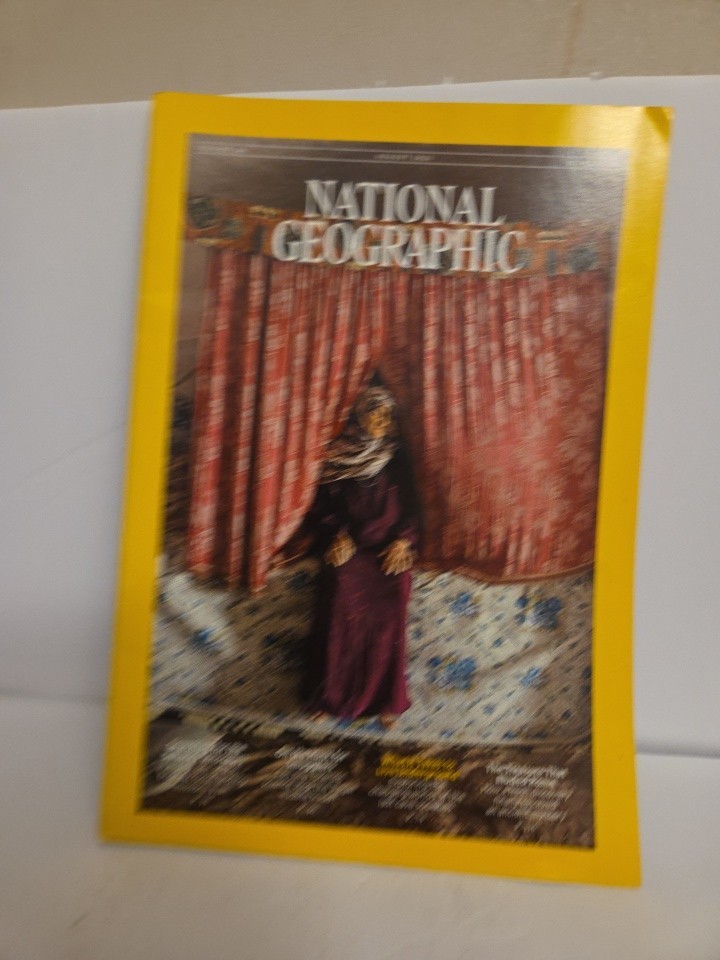 NATIONAL GEOGRAPHIC MAGAZINE AUGUST 2025 SAHARA’S DINOSAURS LIVE UNDERGROUND