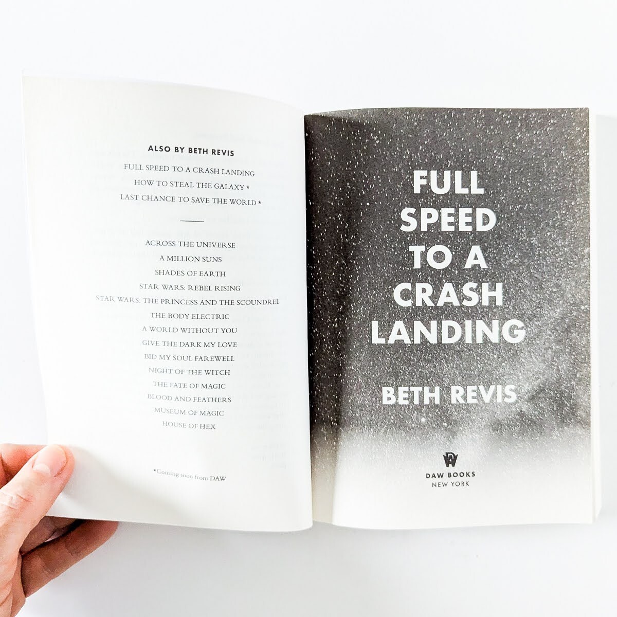 FULL SPEED TO A CRASH LANDING Beth Revis *08/24 DAW ARC LIKE NEW* Advance Reader