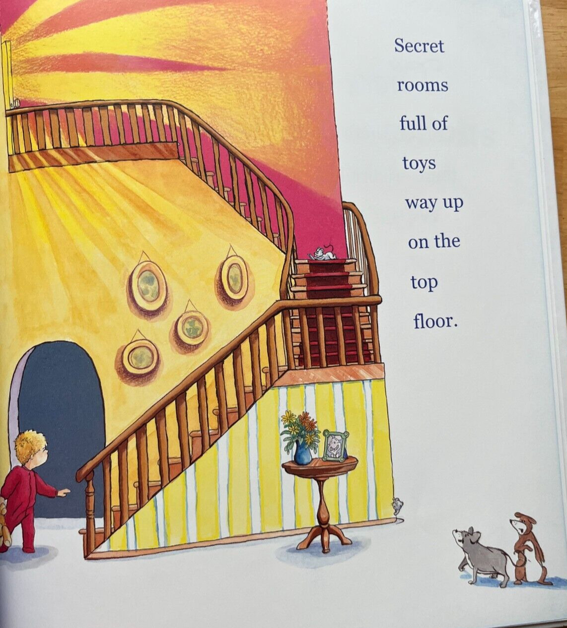 Miss Mouse’s House by David Fleming (Hardcover)