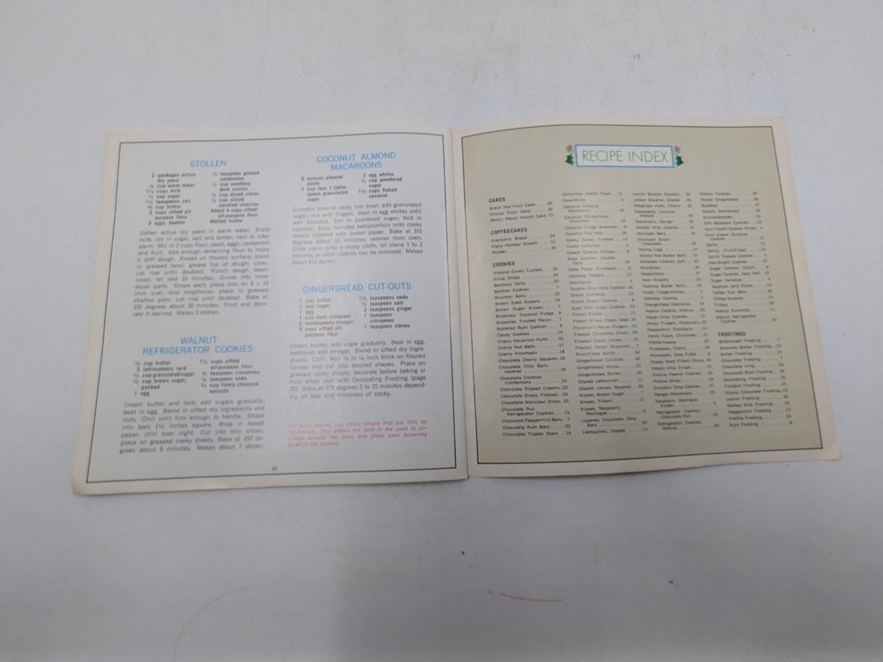 1968 WE Energies Cookie Book Wisconsin Electric Christmas Cooky Recipe Book B