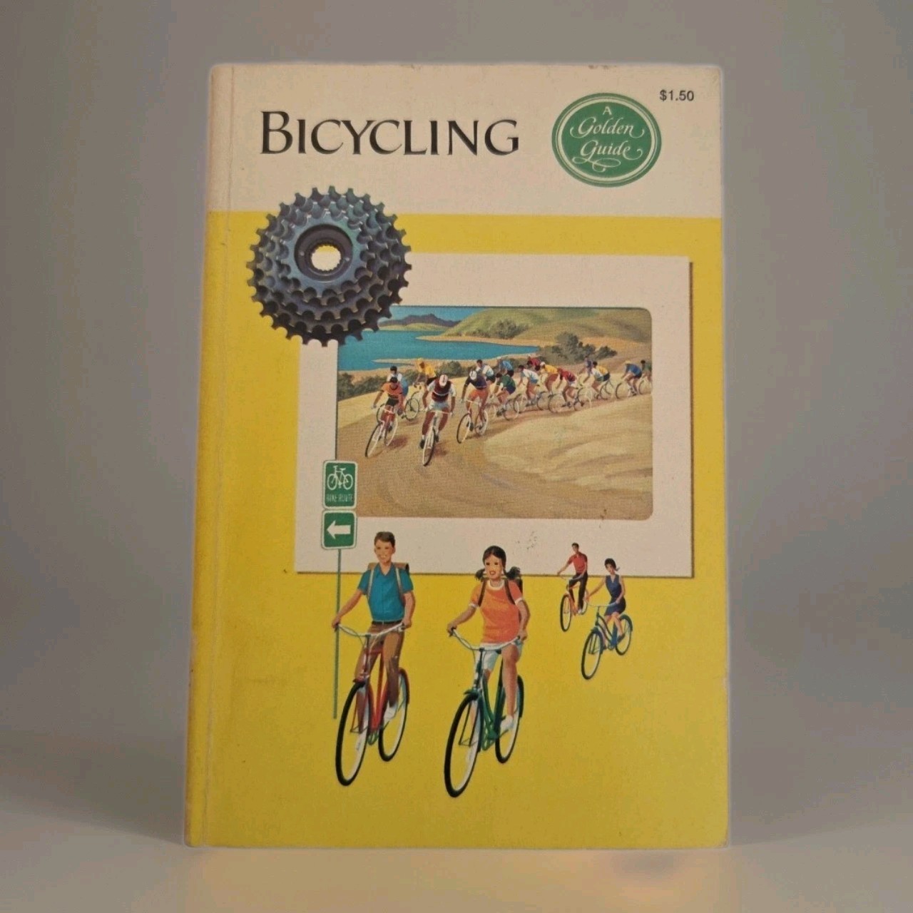 Bicycling: A Golden Guide Book PB ~1972 Small Golden Press 🚲 1st Print