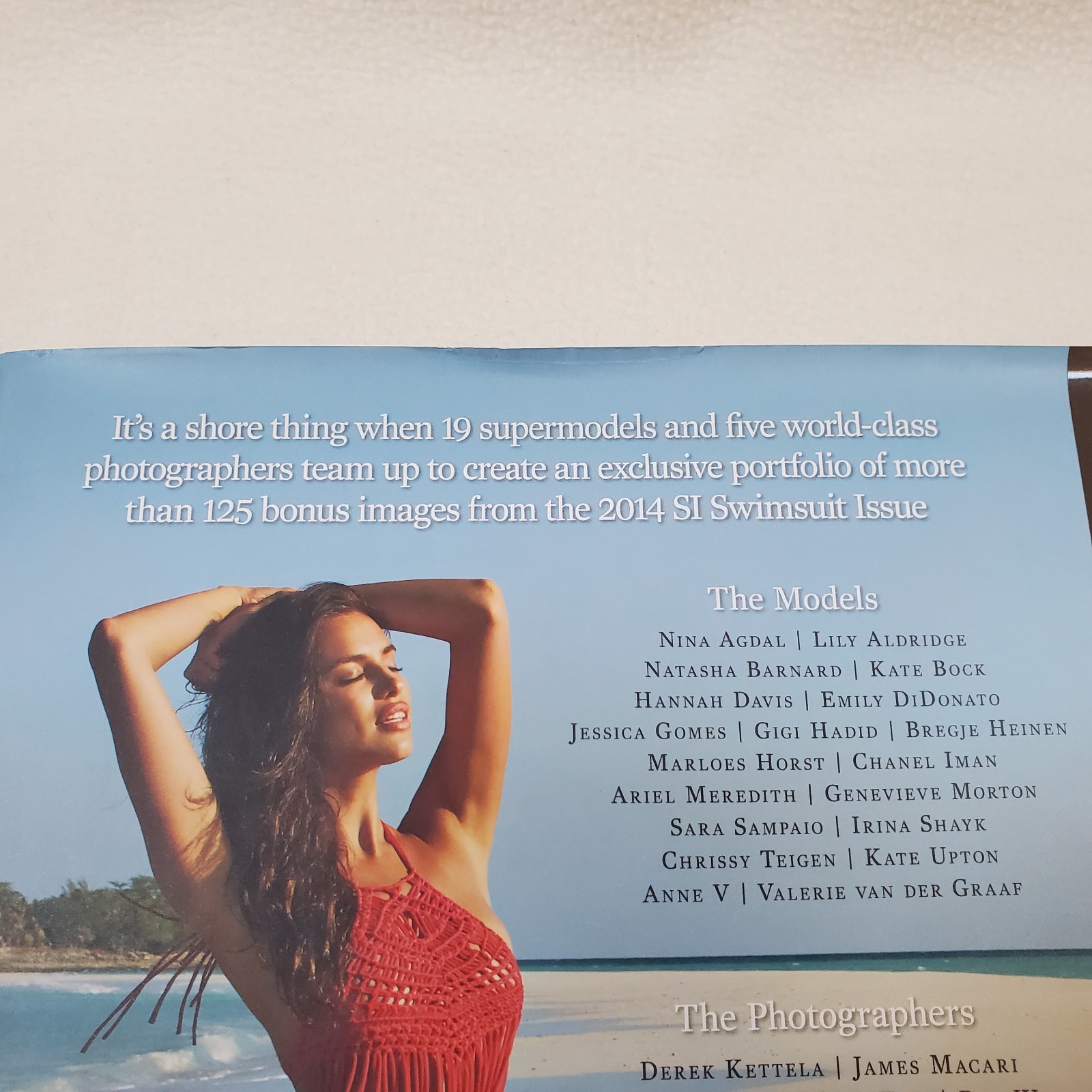 Sports Illustrated Swimsuit Portfolio Idyllic Shores Kate Upton Jacket 2014 Rare