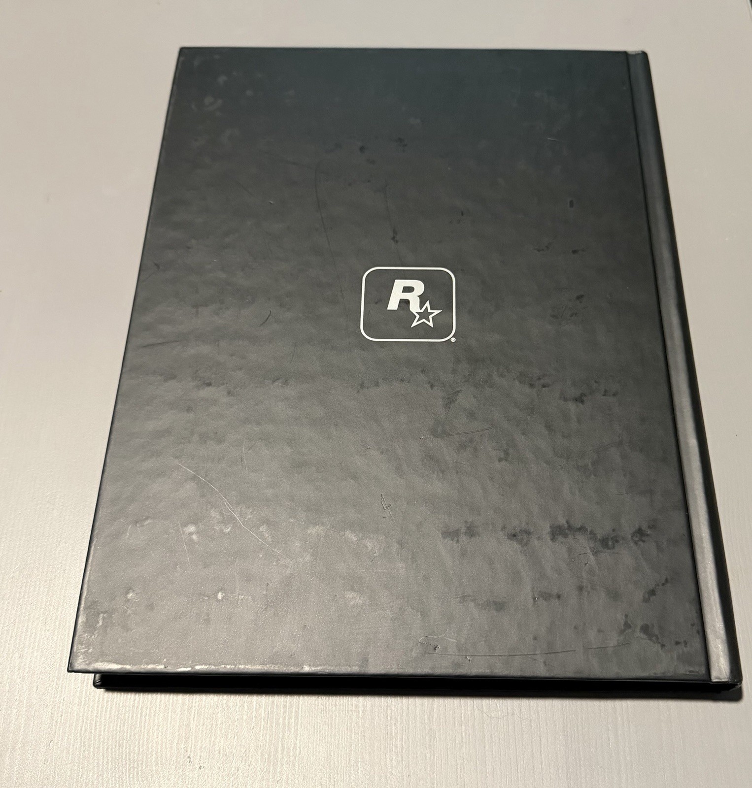 Grand Theft Auto V Limited Edition Strategy Guide by Brady Games: Hardcover