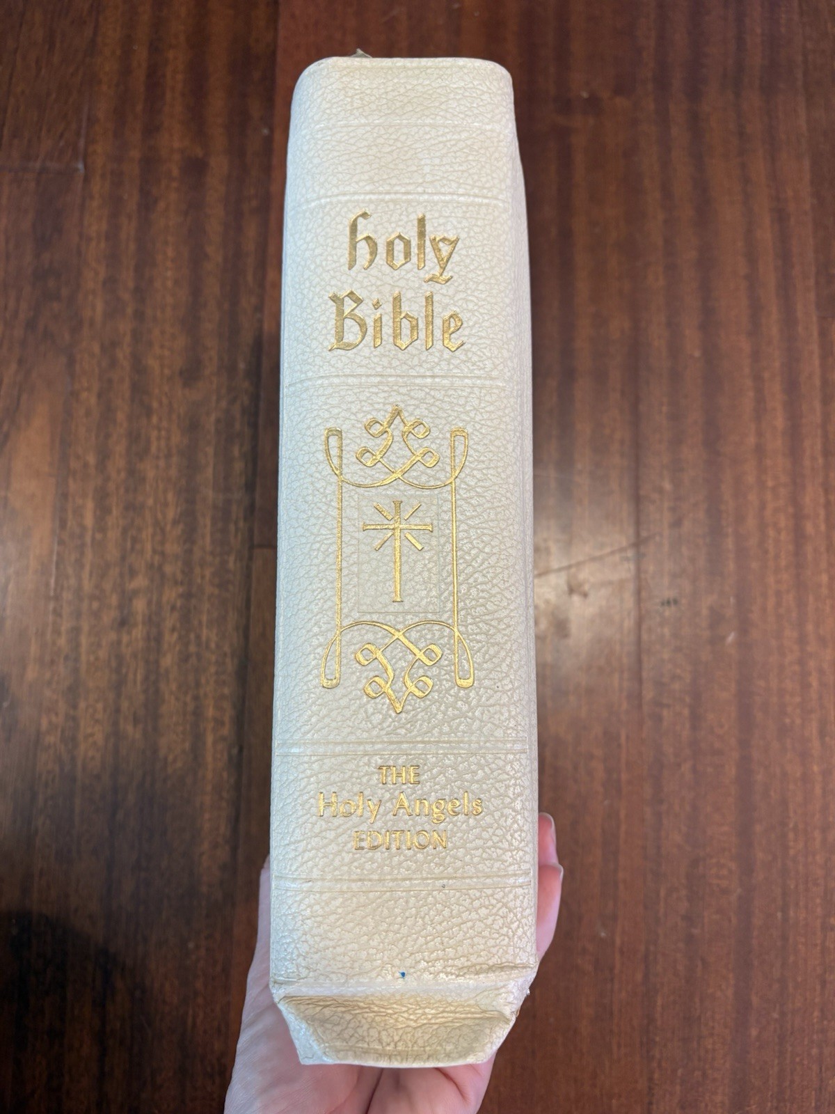 Vintage 1958 Holy Bible The Holy Angels Edition Catholic Press Inc. Illustrated