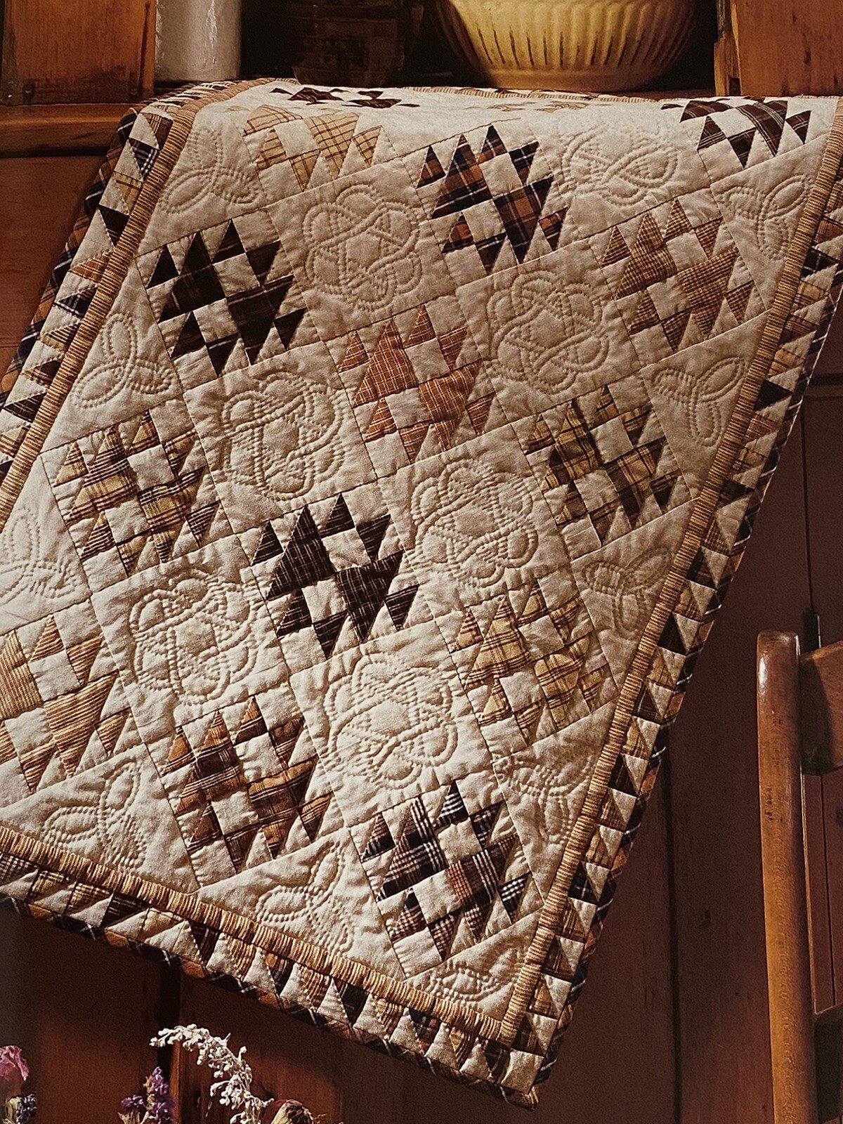 Better Homes & Gardens “Designers & Their Quilts” 129 Pages Leisure Arts