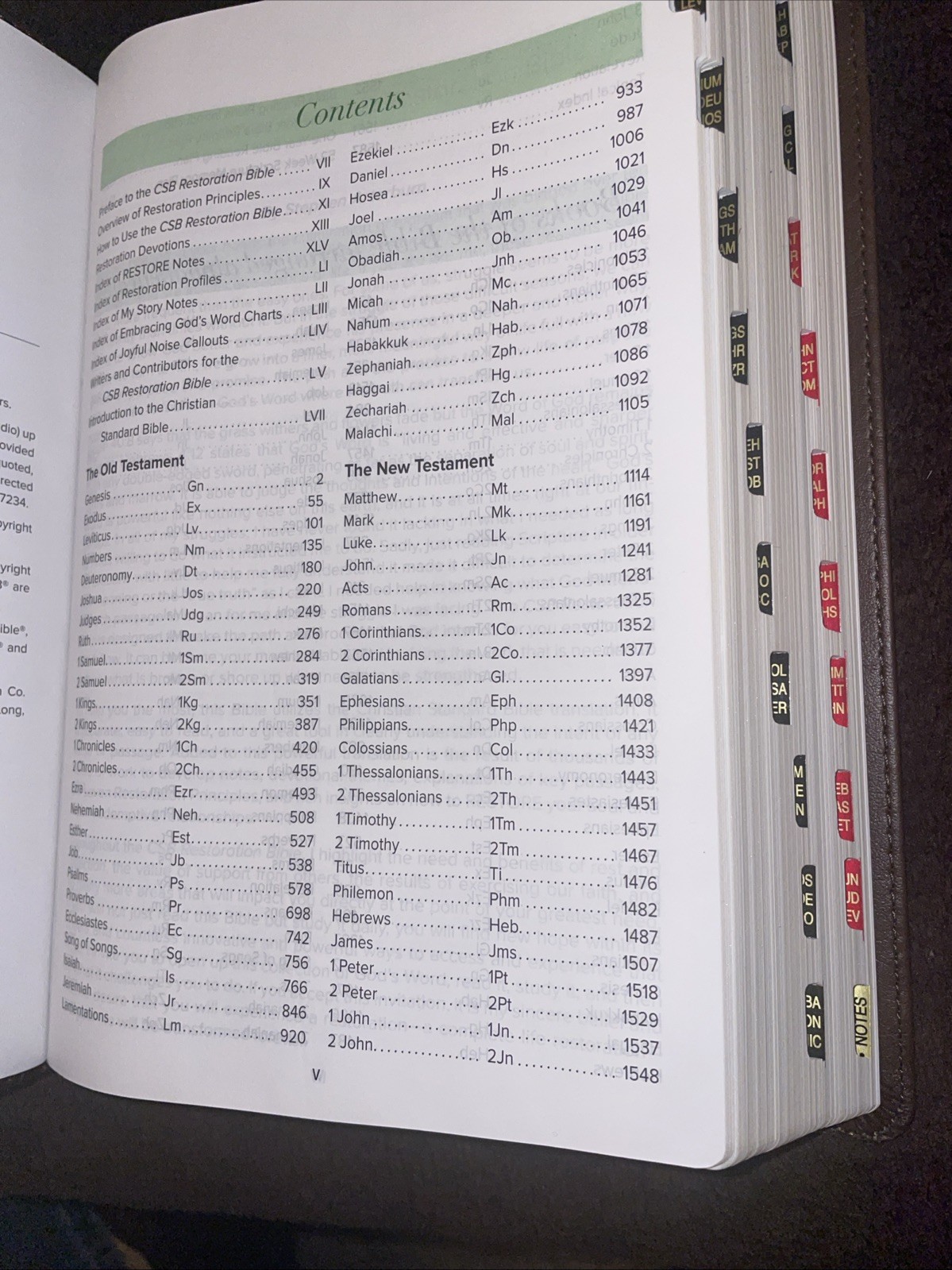 CSB Restoration Bible, Brown Leather-touch: Thumb-indexed