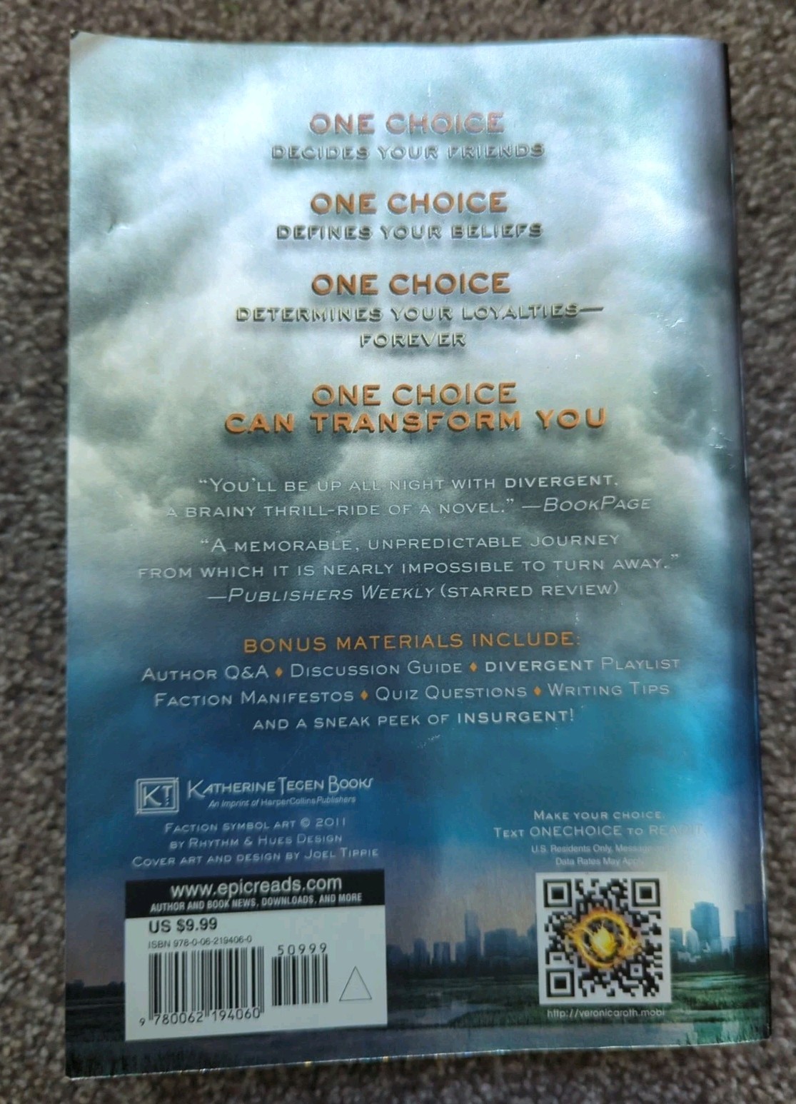 Book Lot 8 Dystopian Fantasy Divergent Eragon Fallen L.J. Smith Patterson