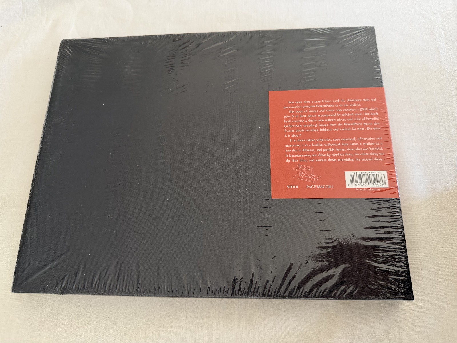 David Byrne book – E.E.E.I. (Envisioning Emotional Epistemological Information)
