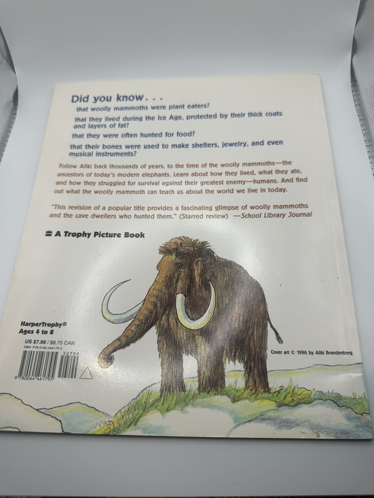Wild and Woolly Mammoths : Revised Edition Paperback Aliki