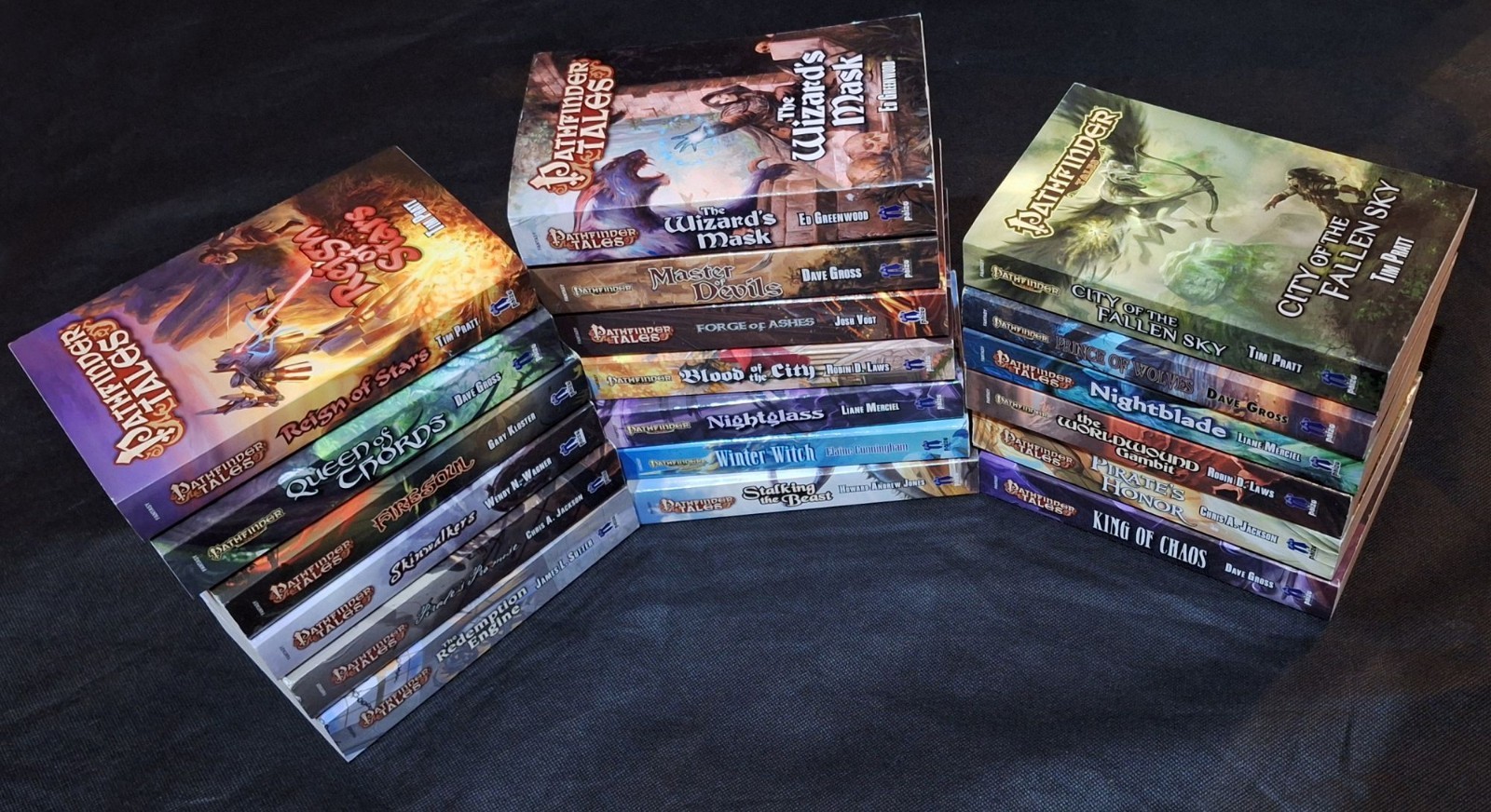 Pathfinder Tales lot of 19 paperback novels Paizo most unread like new