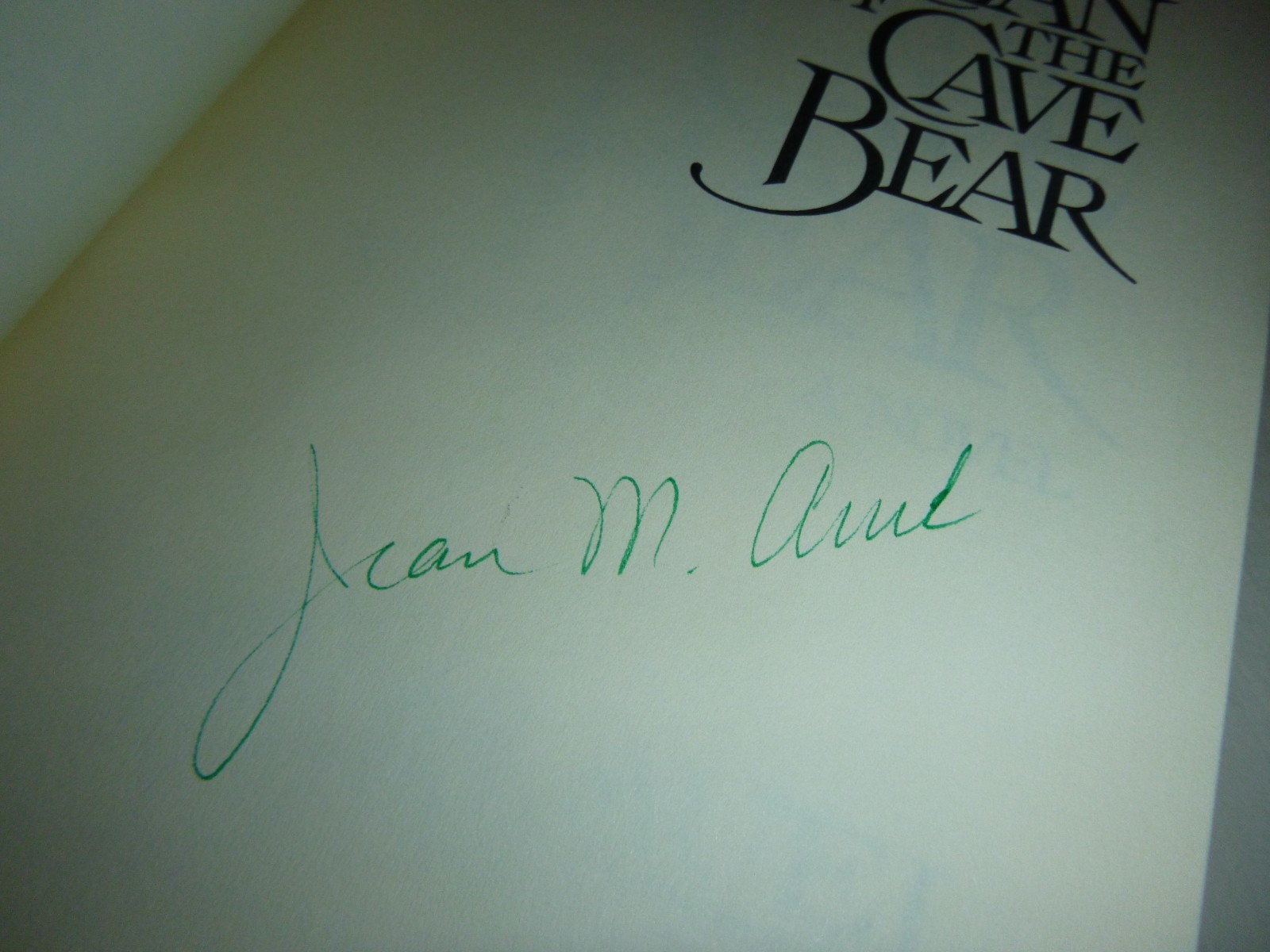 The Clan of the Cave Bear – 1st Ed. /1st Printing Jean M. Auel 1980 HC SIGNED
