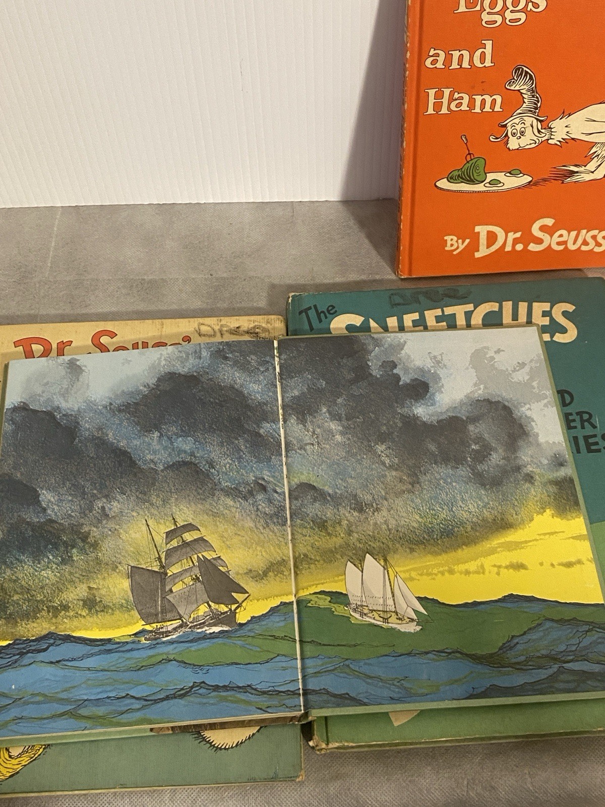 Lot of 8 Vintage Dr Seuss Books 50s-60s Varied Titles Two Large Versions READ