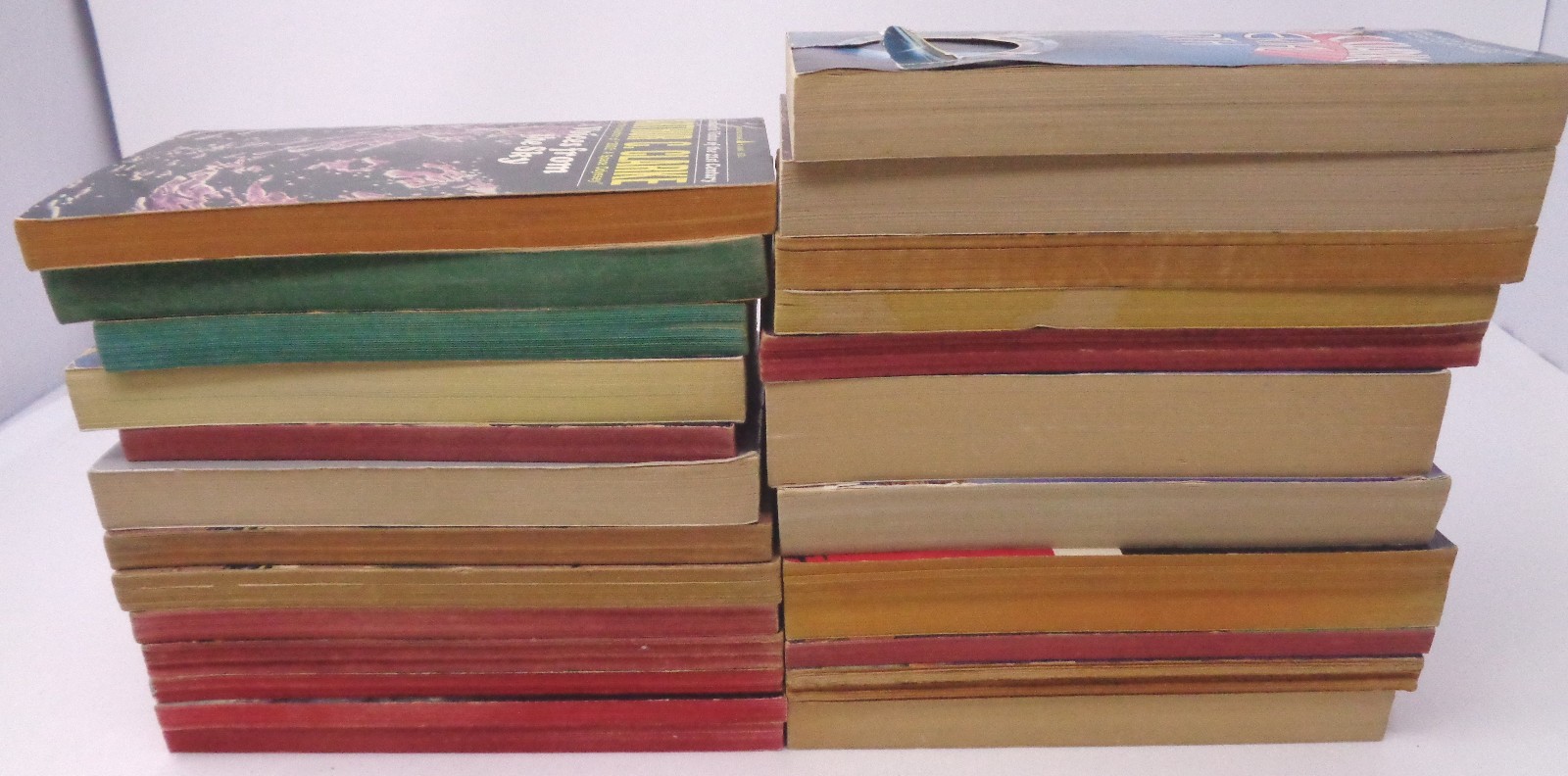 Lot of 25 Arthur C. Clarke sci‑fi paperbacks: Childhood’s End, Rendezvous with..