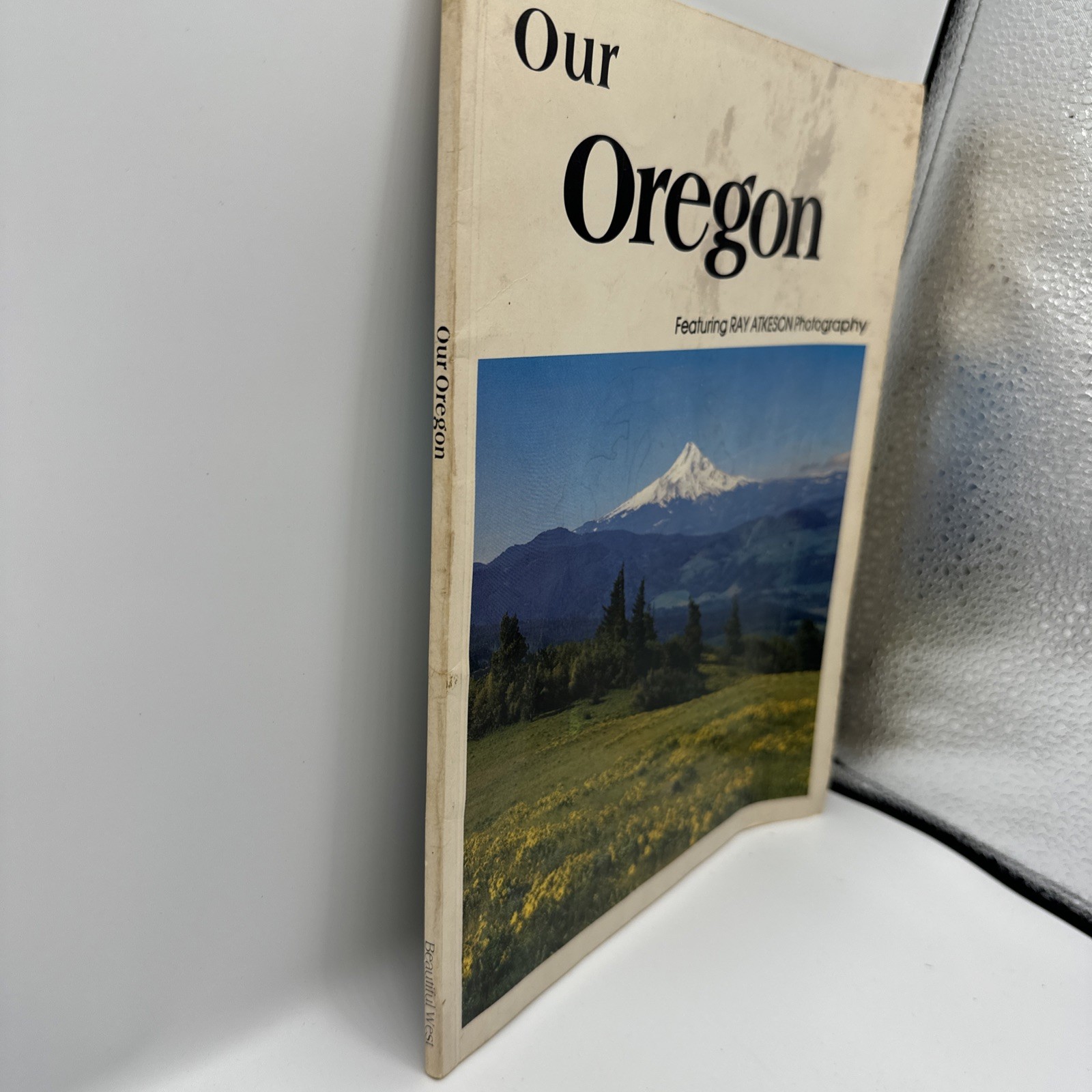 Images of OREGON Featuring Ray Atkeson Photography (Paperback, 1980)