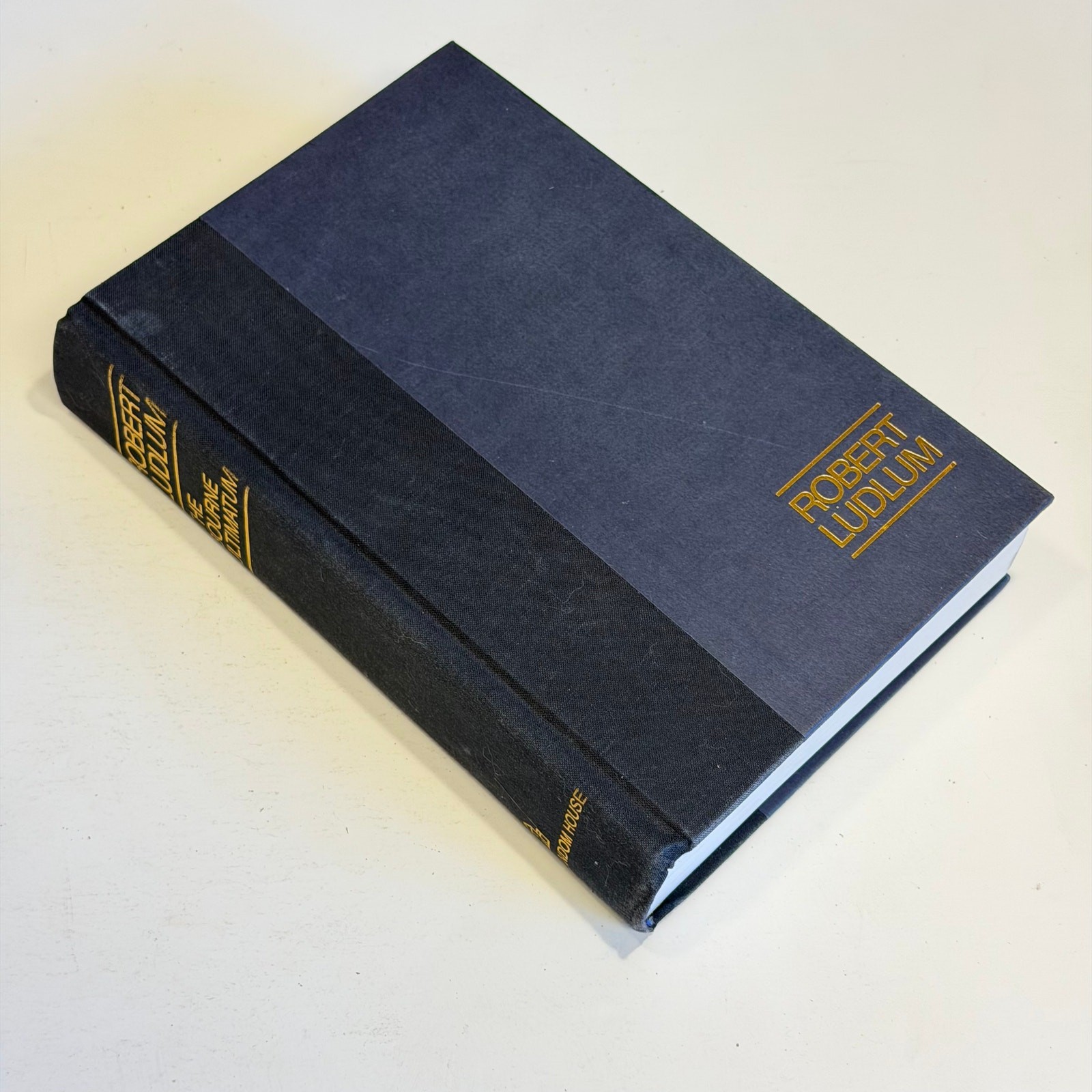 Robert Ludlum The Bourne Ultimatum 1990 First Edition 2nd Printing HC