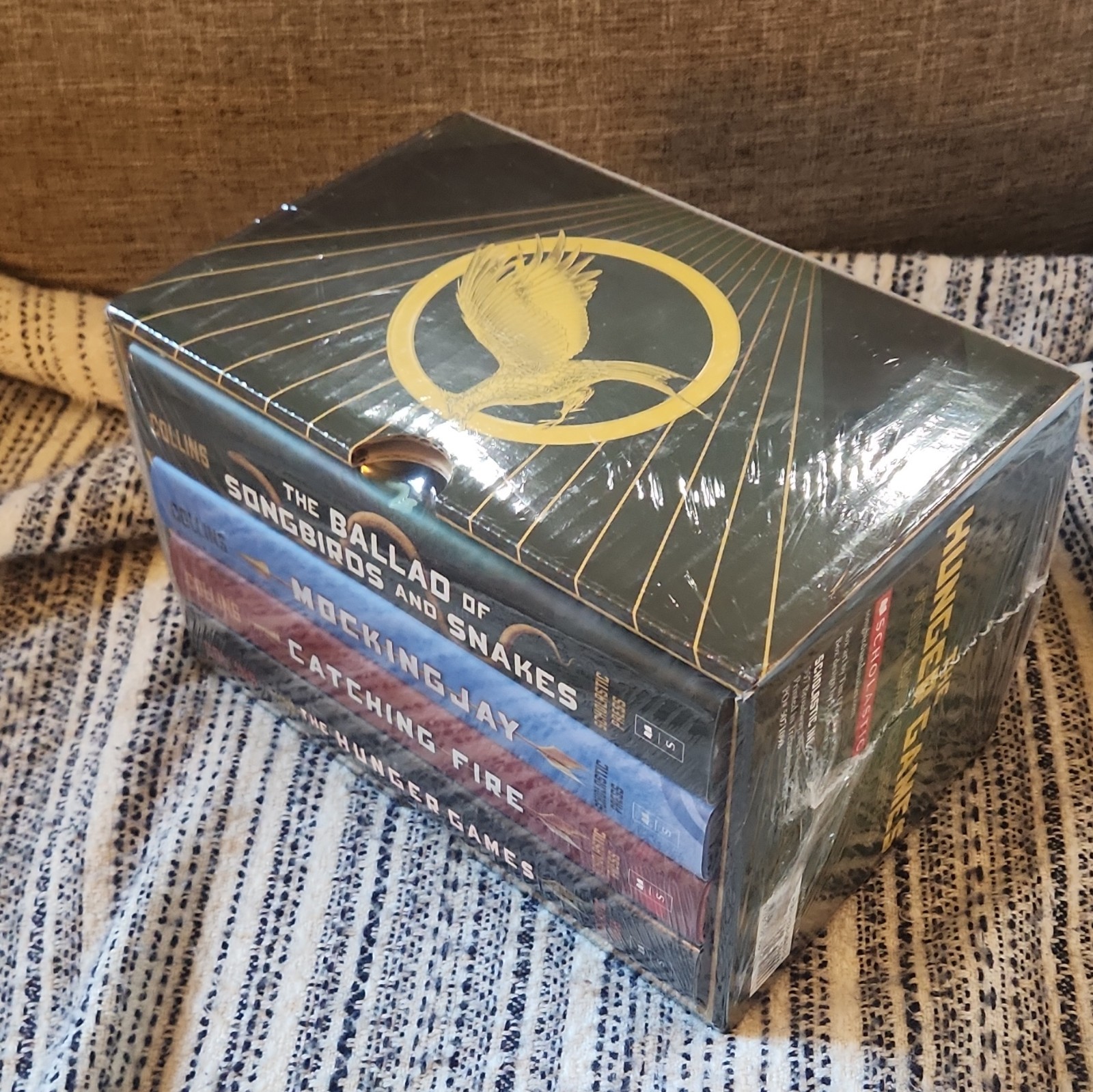 Suzanne Collins The Hunger Games 4-Book Collection Box Set, Scholastic Press