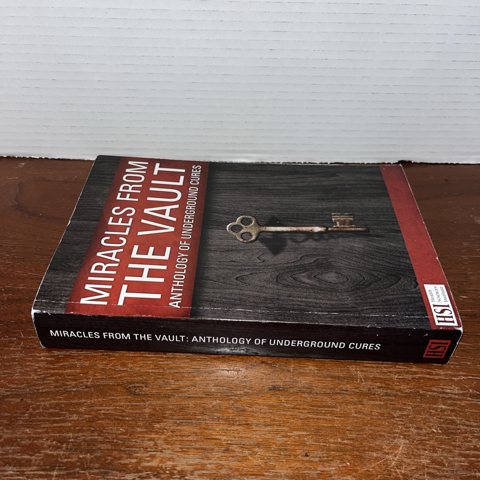 Miracles from The Vault Anthology of Underground Cures – Jenny Thompson PB Good