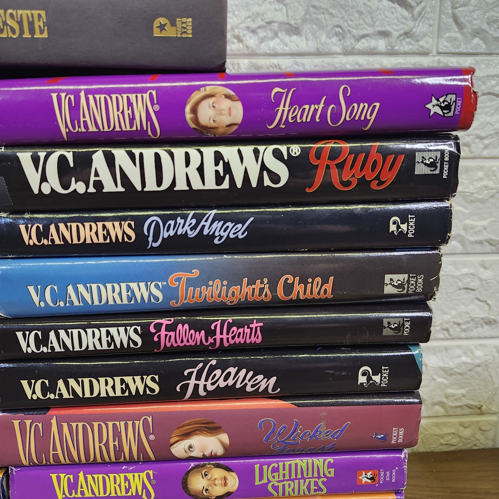 Vintage Lot Of 26 V C Andrews HC Books Varies Titles