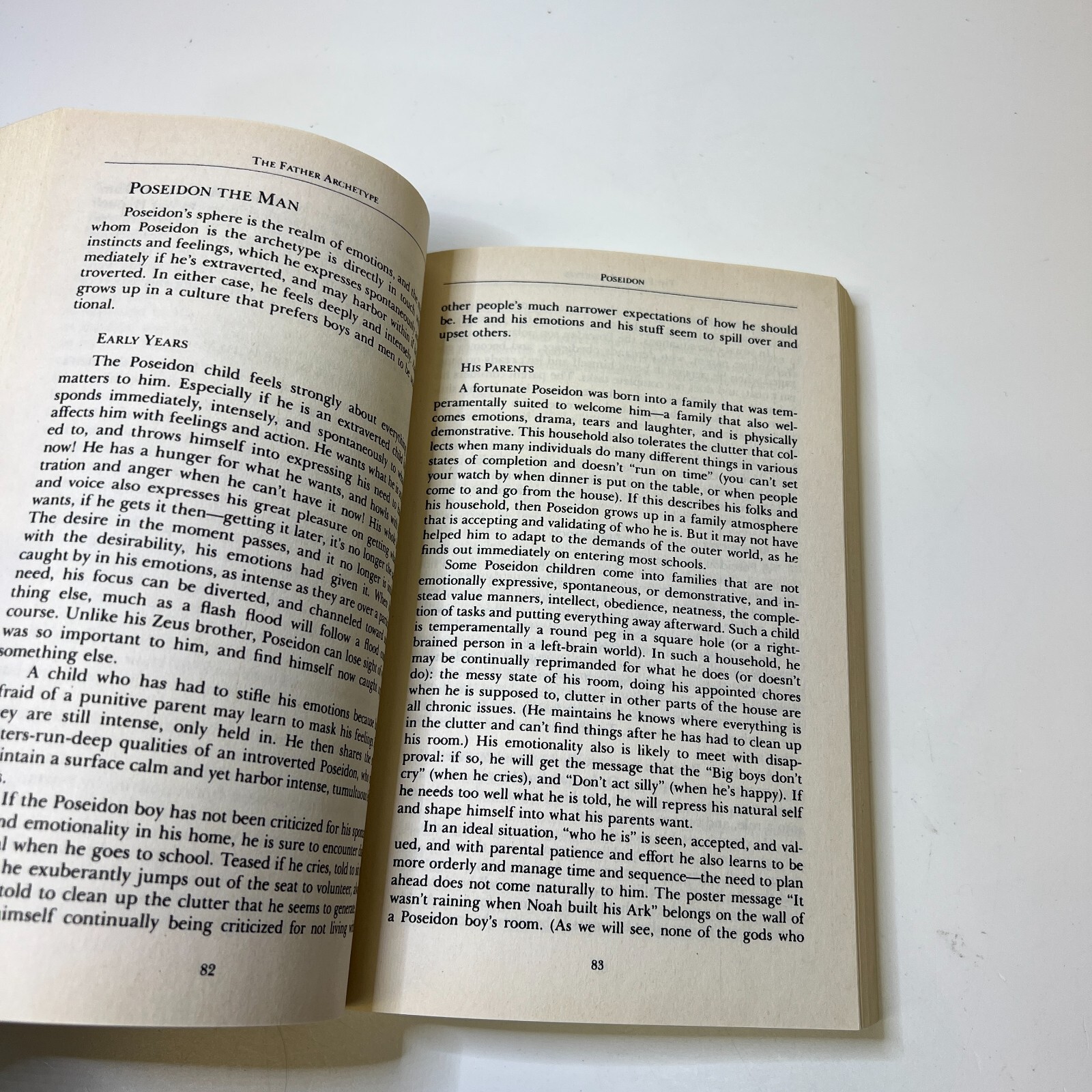 Gods in Everyman: Archetypes That Shape Men’s Lives by Jean Shinoda Bolen (Engli